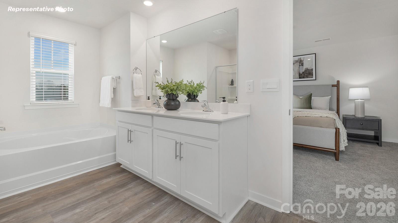 Single Family Residence at 484 Dazzle Loop, Newton, photo 17 of 28