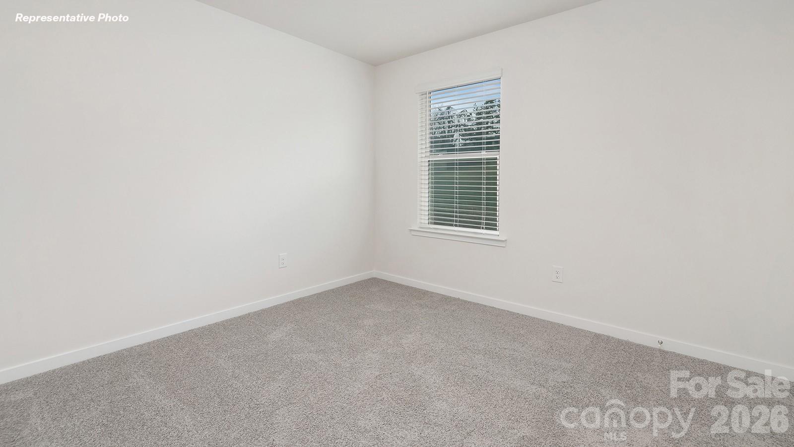 Single Family Residence at 484 Dazzle Loop, Newton, photo 20 of 28