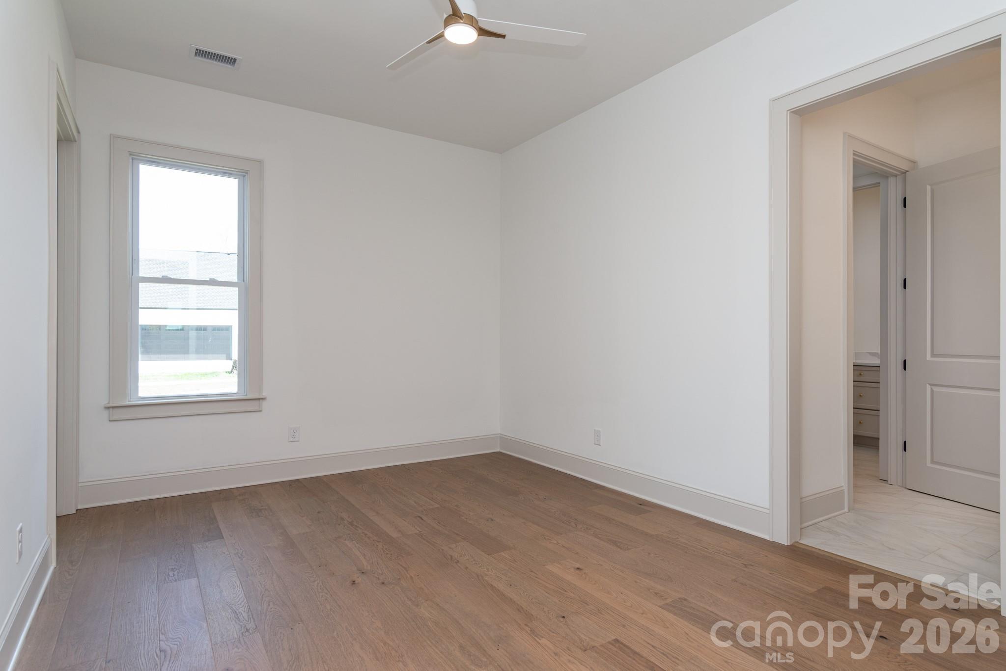 Guest bedroom 1 - 12821 Mayes Road, Huntersville