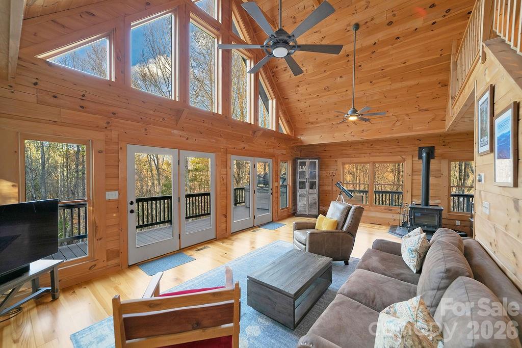 Single Family Residence at 130 Greenfield Circle, Brevard, photo 4 of 48