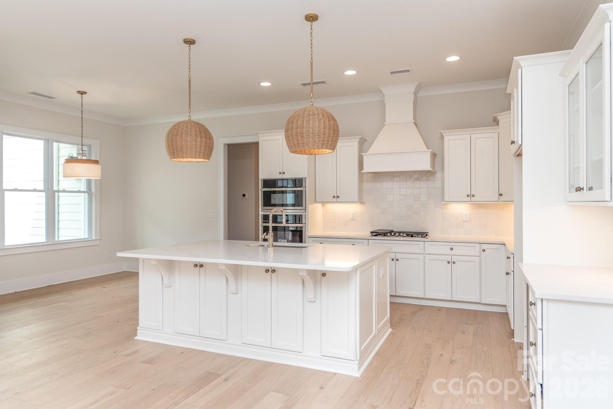 Single Family Residence at 12813 Mayes Road, Huntersville, photo 6 of 47