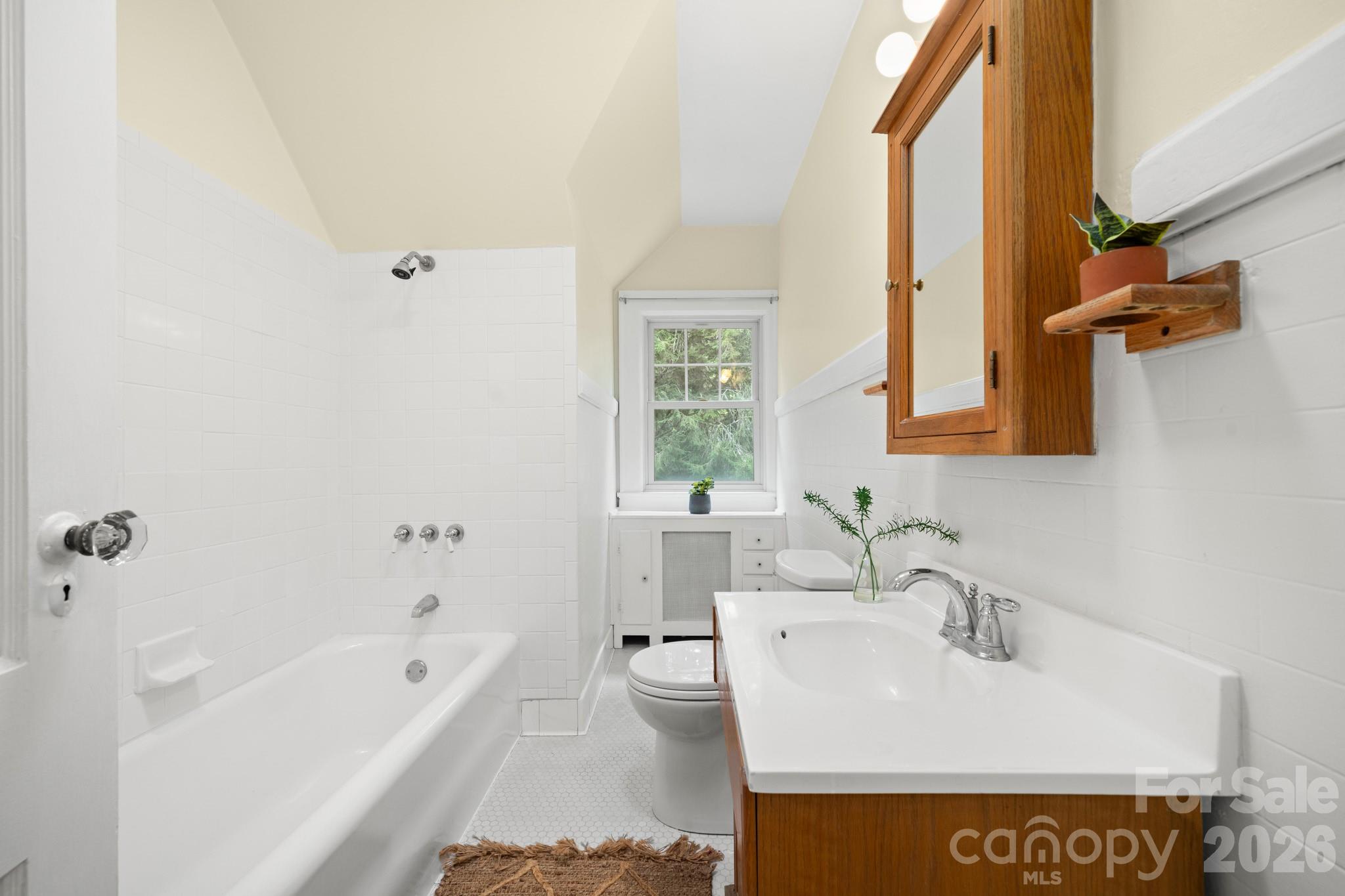 Fiveplex at 108 Lakewood Drive, Asheville, photo 17 of 39