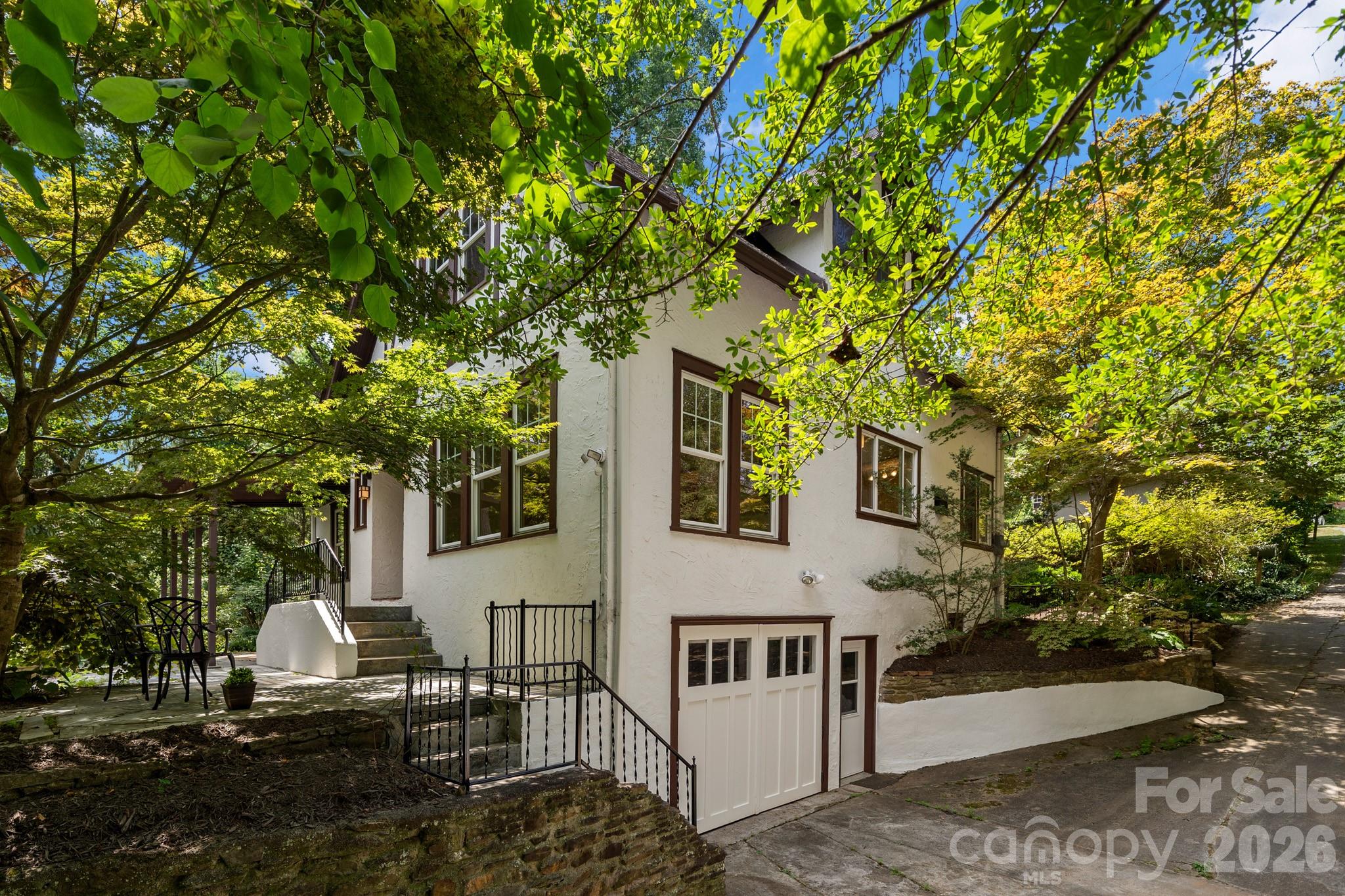 Fiveplex at 108 Lakewood Drive, Asheville, photo 21 of 39