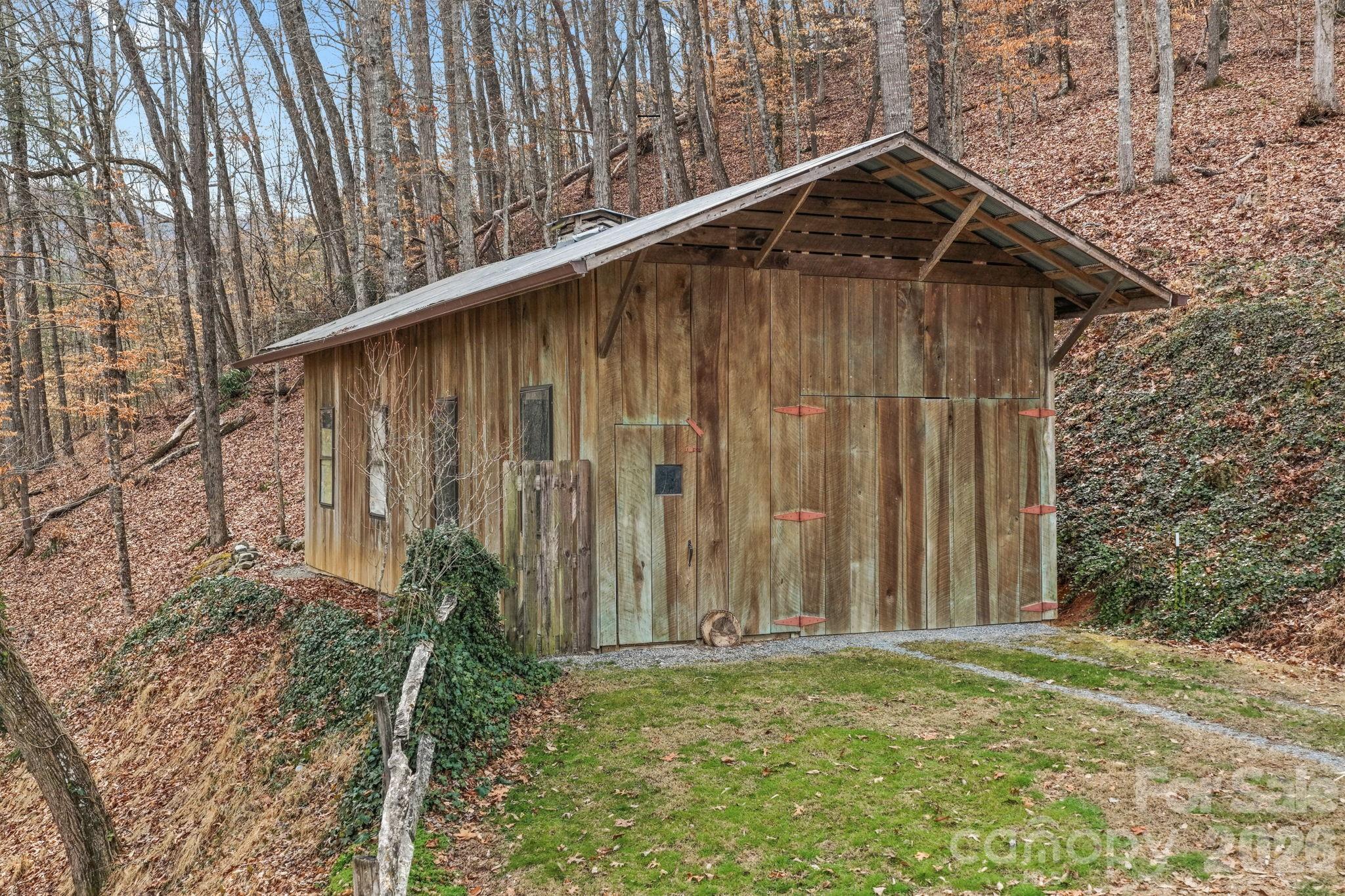 Single Family Residence at 470 Ela Lane, Bryson City, photo 11 of 40