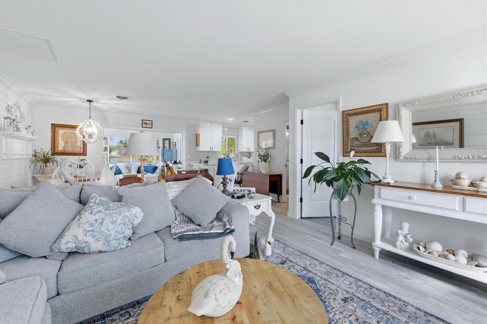 Single Family Residence at 4452 TORTOISE RD, VENICE, photo 15 of 40