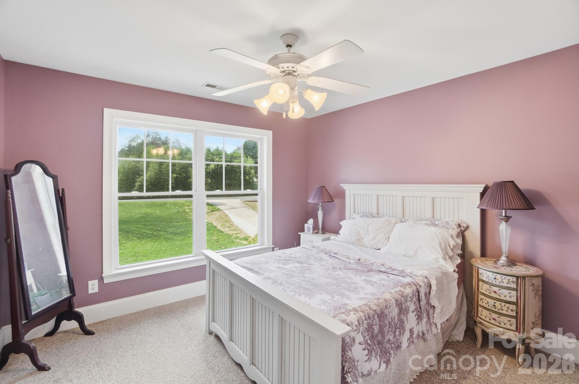 Single Family Residence at 186 Hazelton Loop, Mooresville, photo 15 of 34