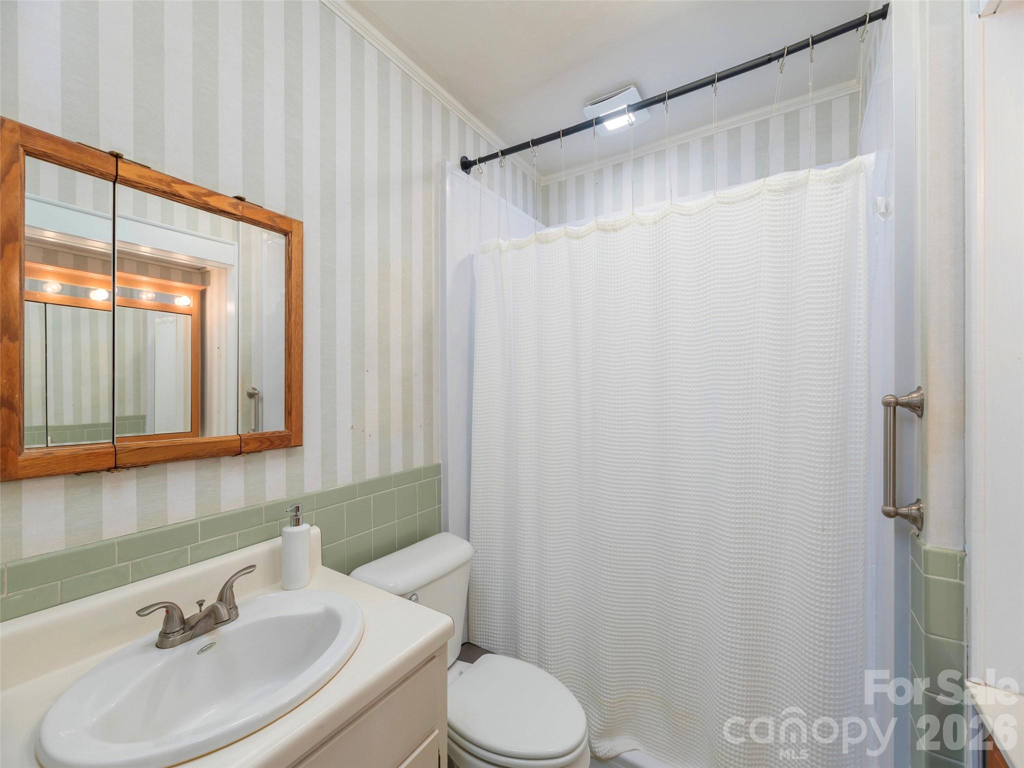 Single Family Residence at 20 Zemery Lane, Waynesville, photo 15 of 42