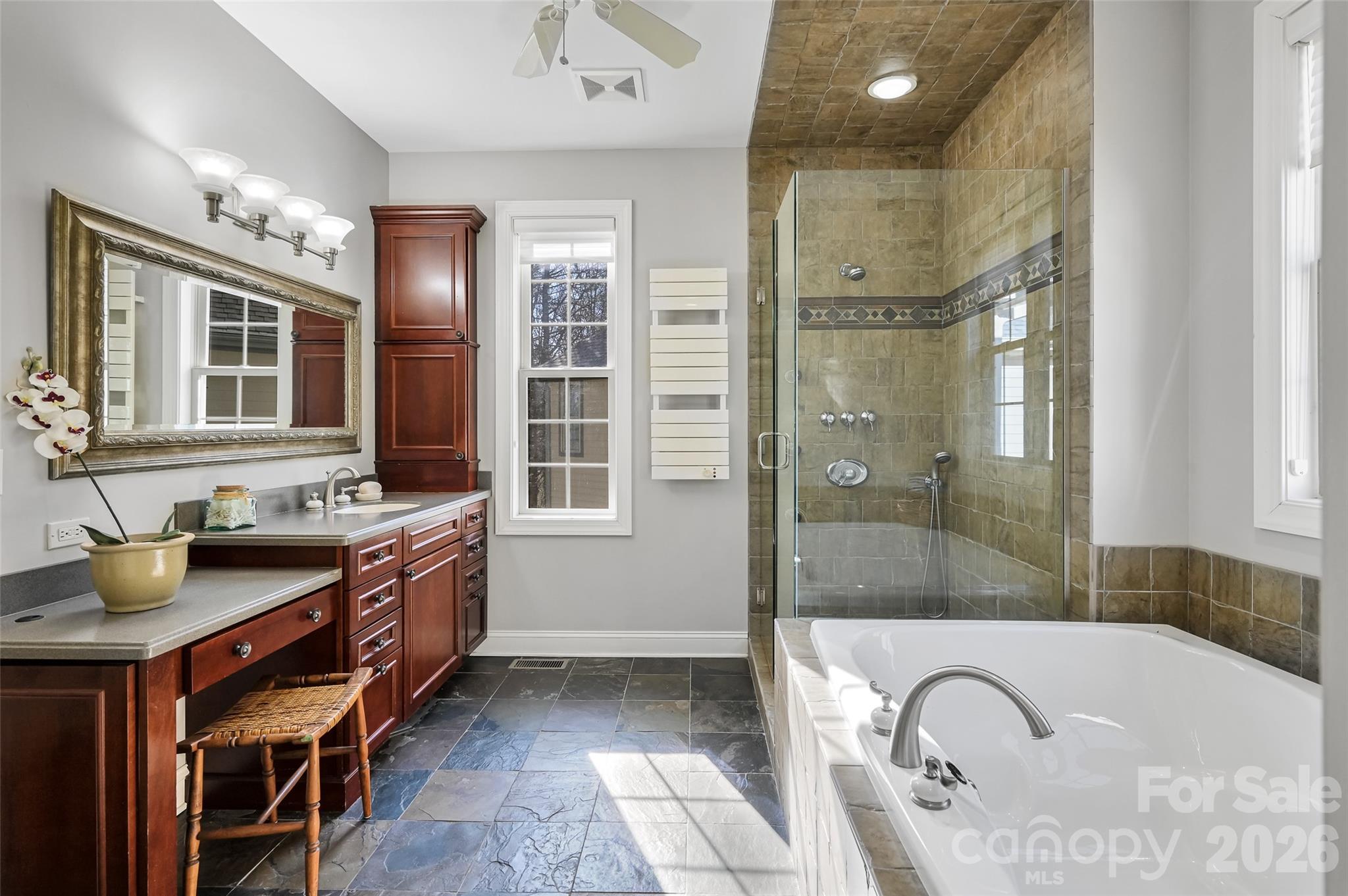 Single Family Residence at 43 S Kuykendall Court, Hendersonville, photo 22 of 36