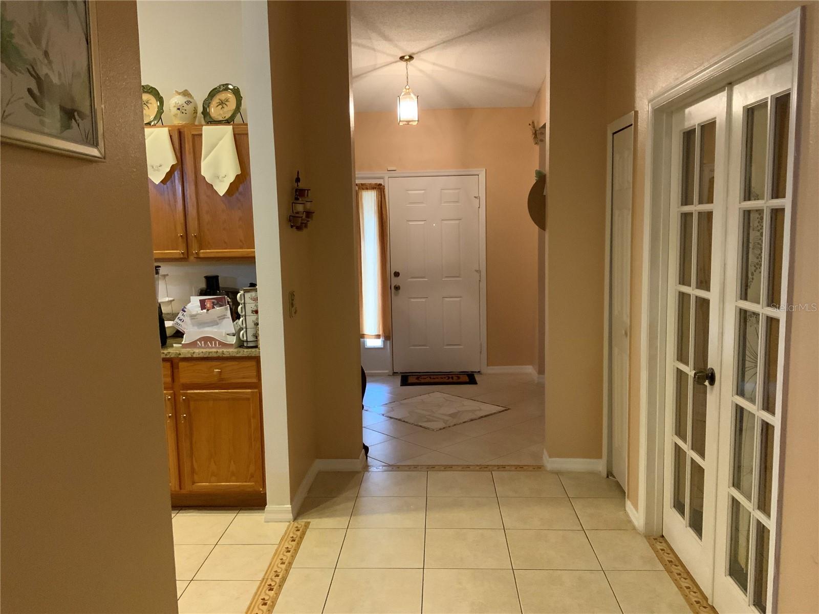 Single Family Residence at 1112 JUNIPER HAMMOCK CT, WINTER GARDEN, photo 6 of 18