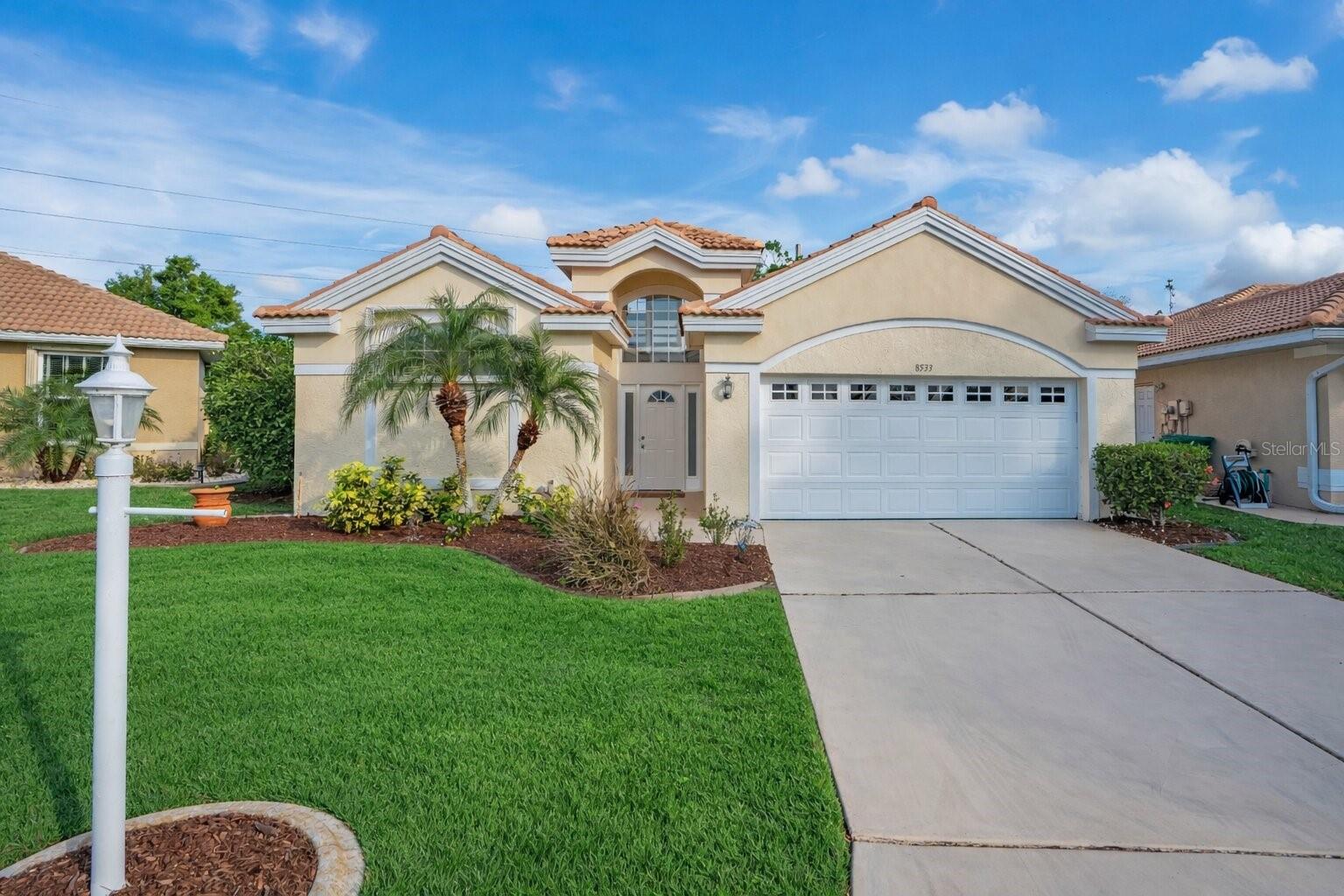 8533 GATEWAY CT