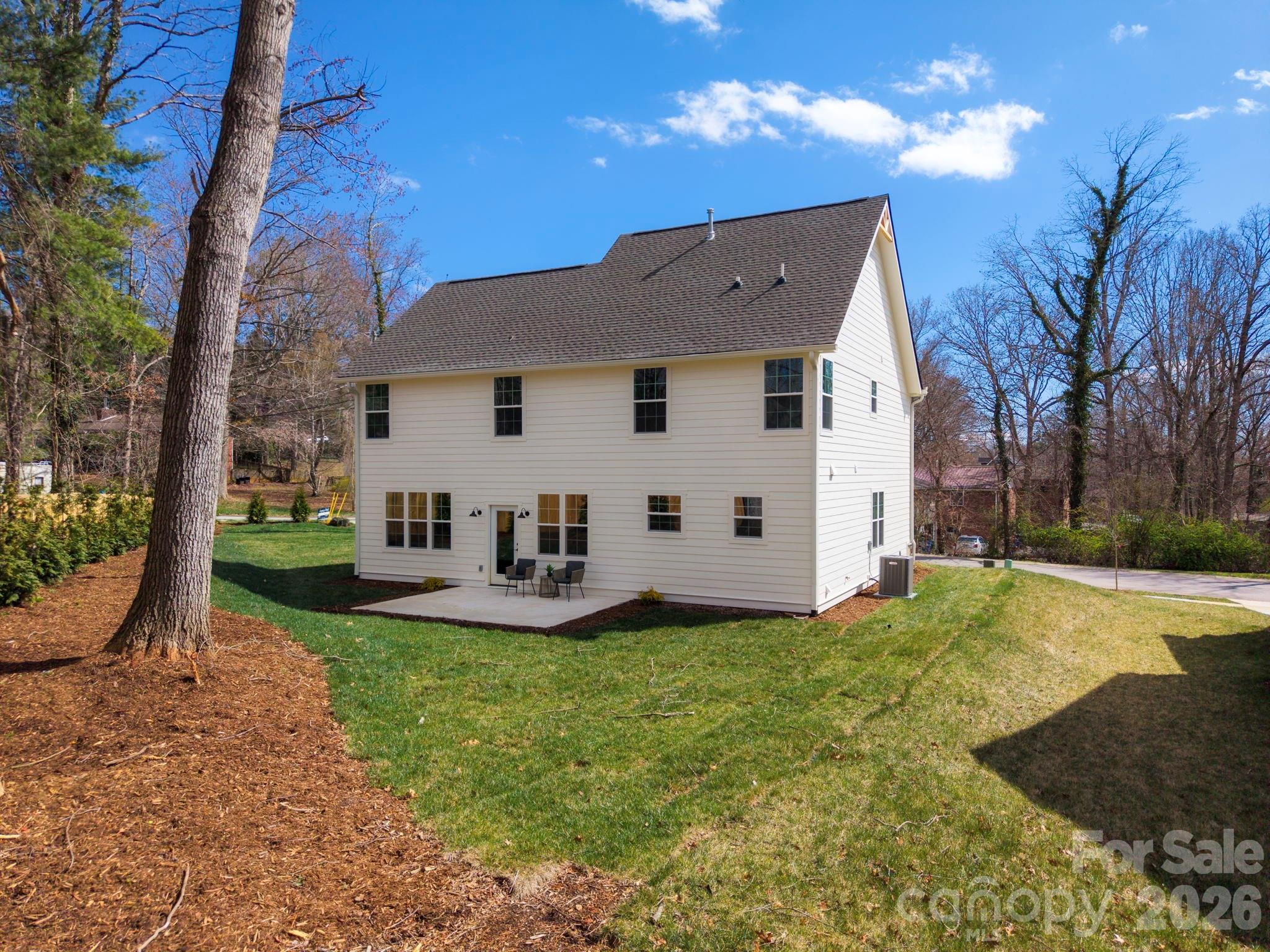 Dream Up Your Perfect Backyard Space! - 9 Myrtle Lee Cove, Arden