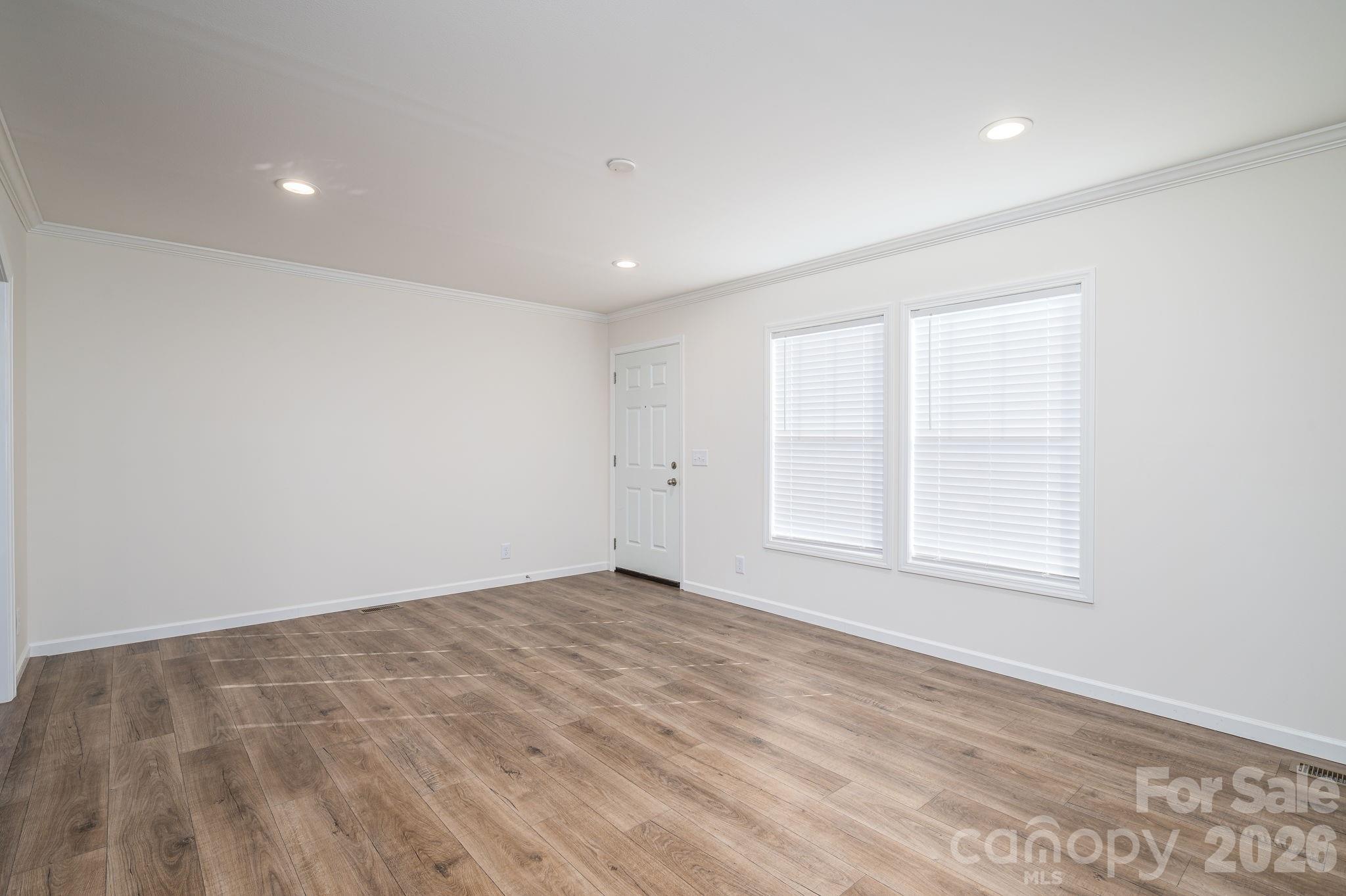 Living Room - 808 W Eagleview Lane, Lawndale