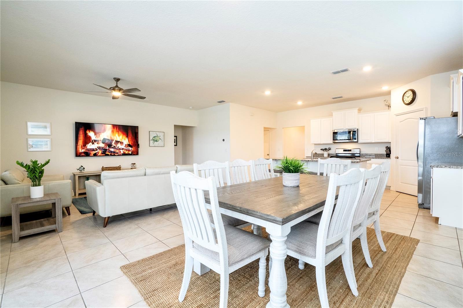 Single Family Residence at 7560 OAKMOSS LOOP, DAVENPORT, photo 6 of 54