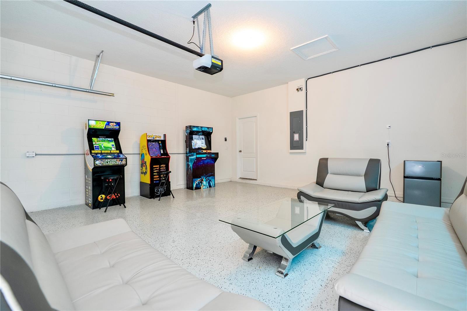 Game room - garage - 7560 OAKMOSS LOOP, DAVENPORT