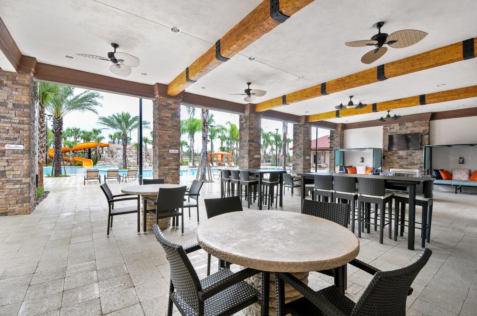 Restaurant - 7560 OAKMOSS LOOP, DAVENPORT