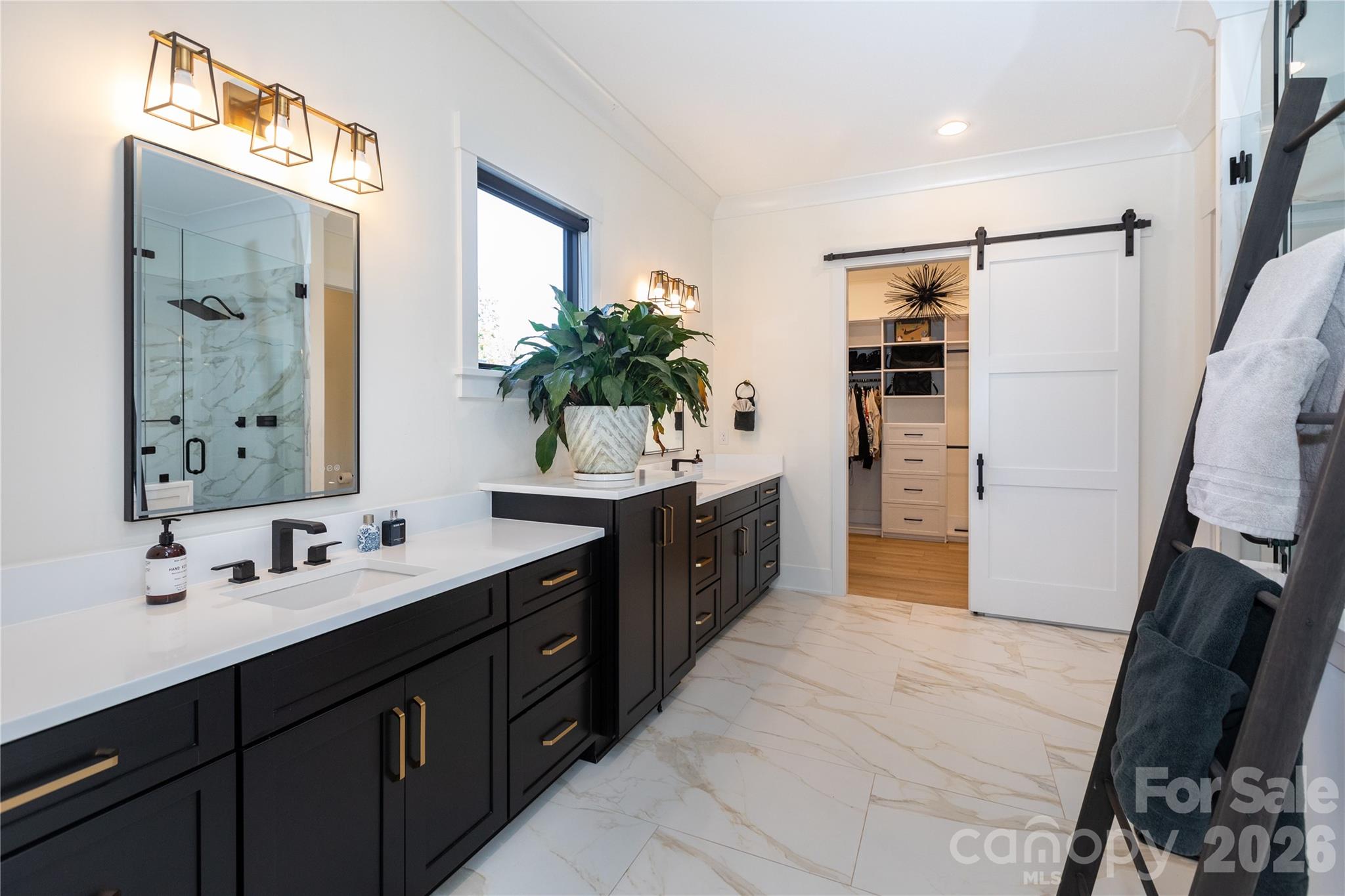 Check out all that vanity space - 124 Direct Drive, Mooresville