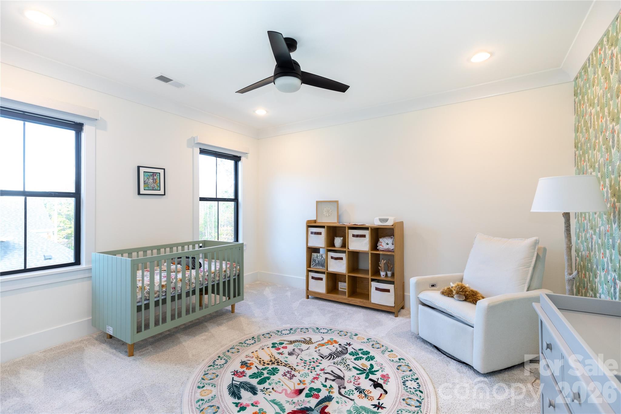 Additional second floor bedroom with ensuite bathroom - 124 Direct Drive, Mooresville