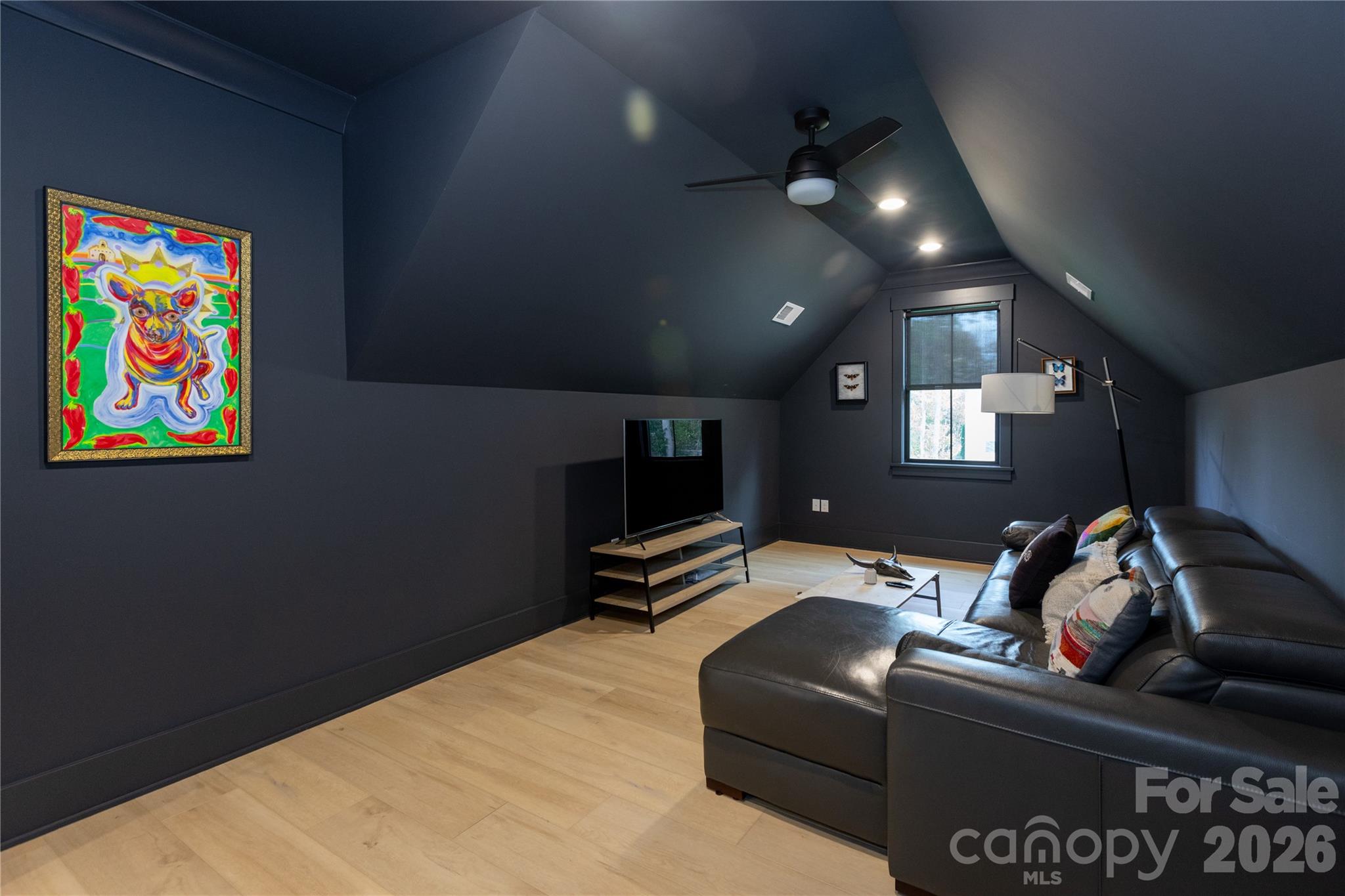 Suite bonus room - 124 Direct Drive, Mooresville