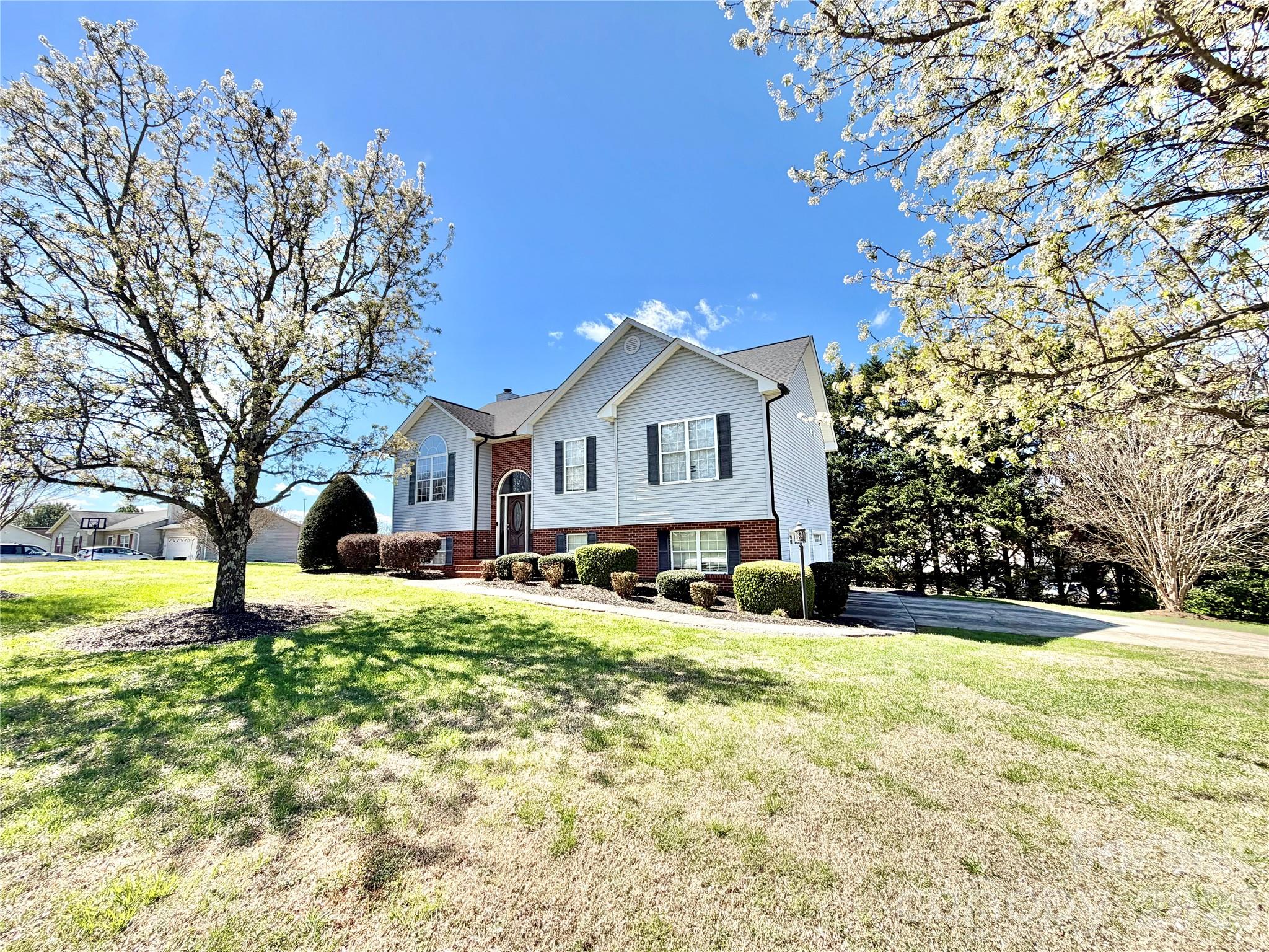 Single Family Residence at 15 Luther Stafford Avenue, Taylorsville, photo 3 of 27