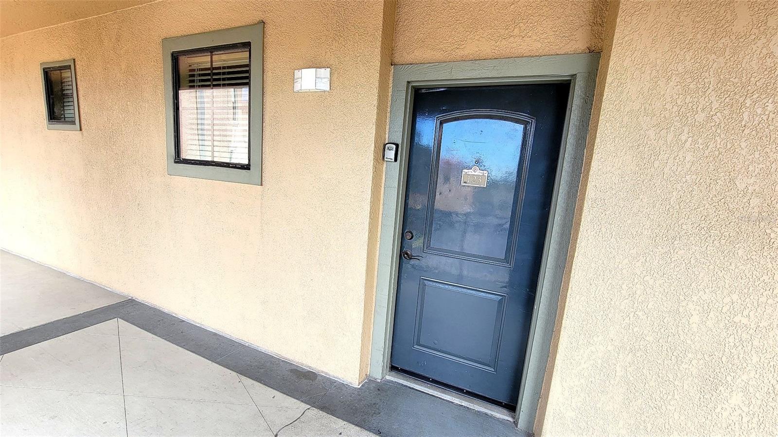914 CHARO PKWY #123