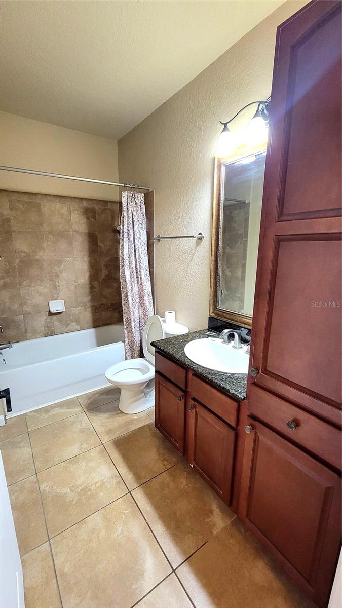 Condominium at 914 CHARO PKWY #123, DAVENPORT, photo 31 of 50