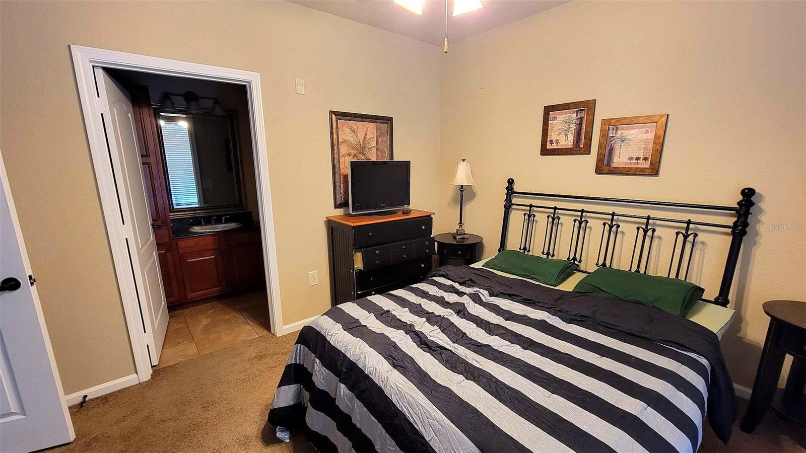 Condominium at 914 CHARO PKWY #123, DAVENPORT, photo 37 of 50