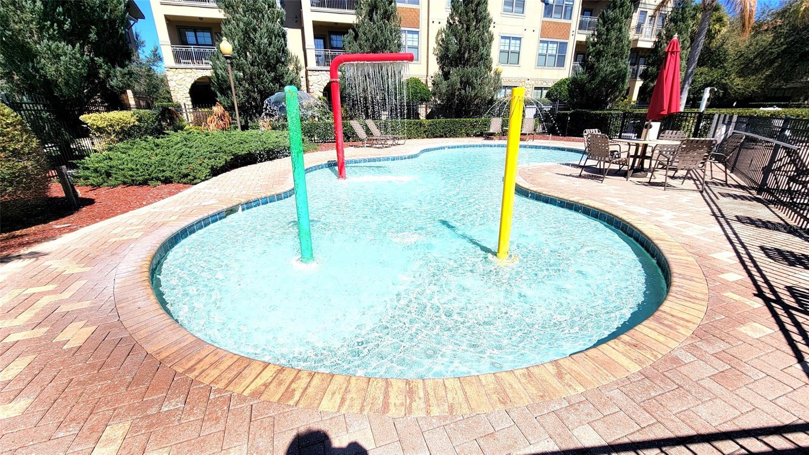 Condominium at 914 CHARO PKWY #123, DAVENPORT, photo 44 of 50