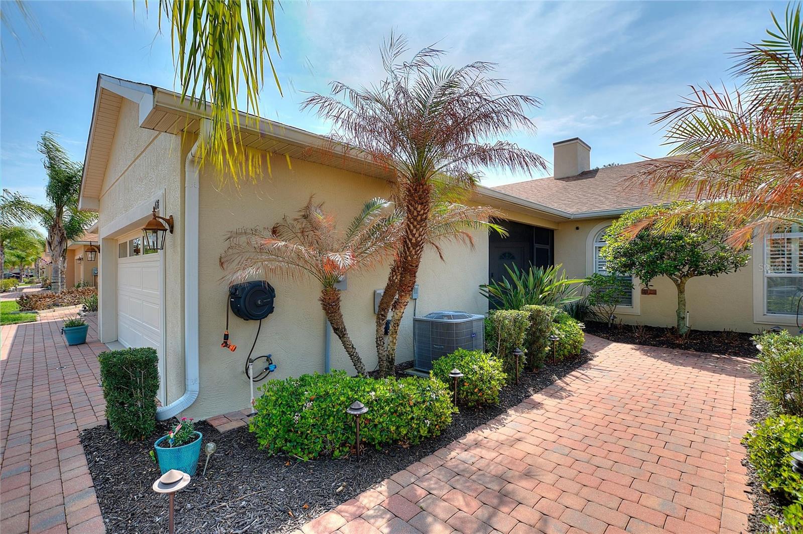 Single Family Residence at 1678 LINZ CT, WINTER HAVEN, photo 2 of 46