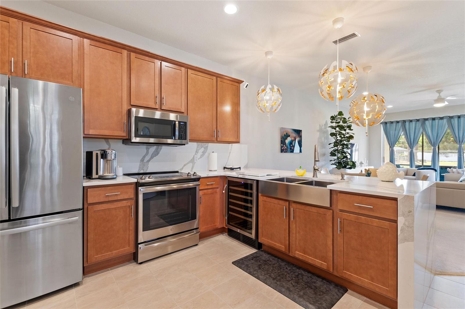 Single Family Residence at 1678 LINZ CT, WINTER HAVEN, photo 4 of 46