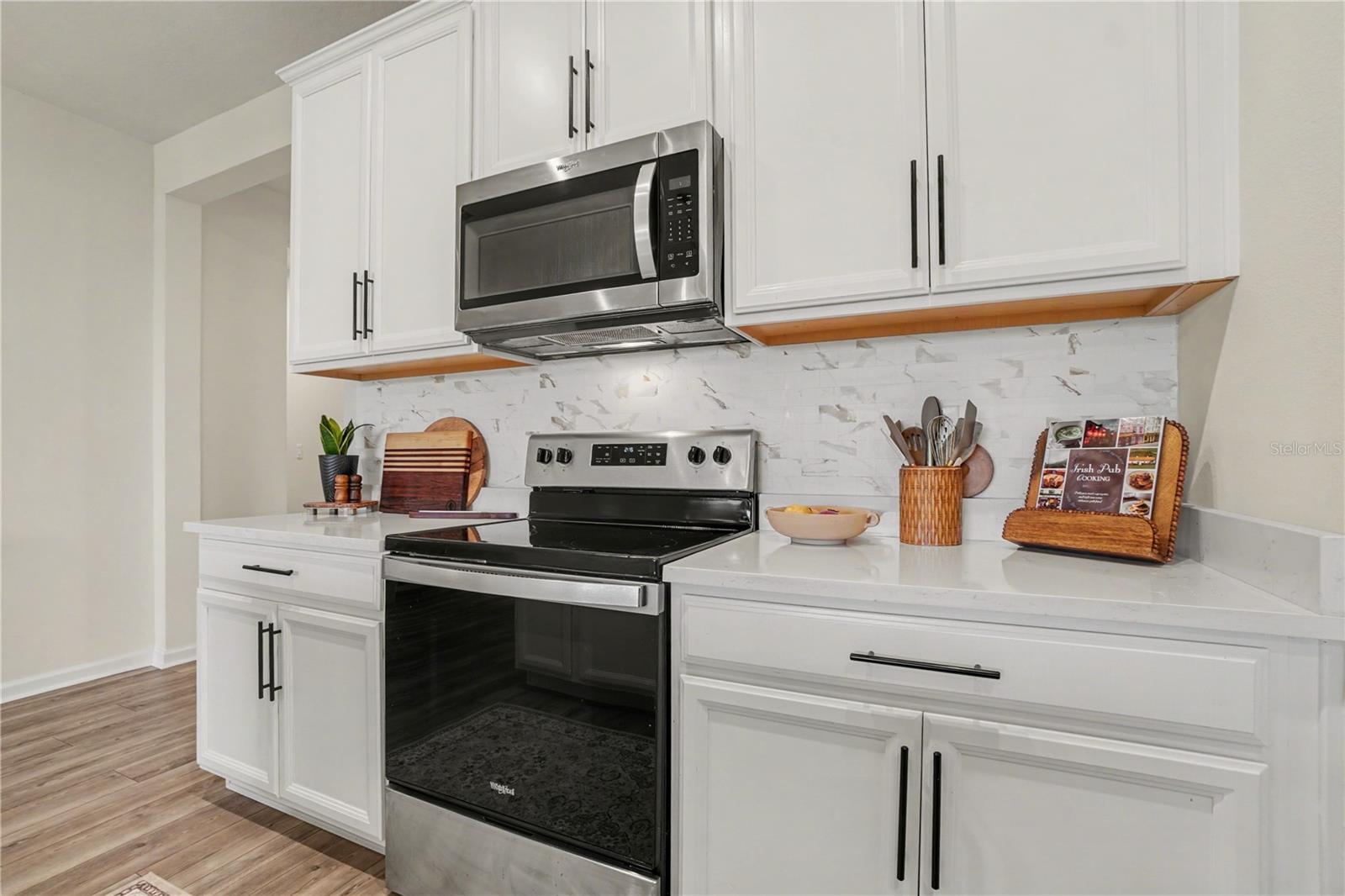 Single Family Residence at 18065 GRAND PROSPERITY DR, VENICE, photo 5 of 36