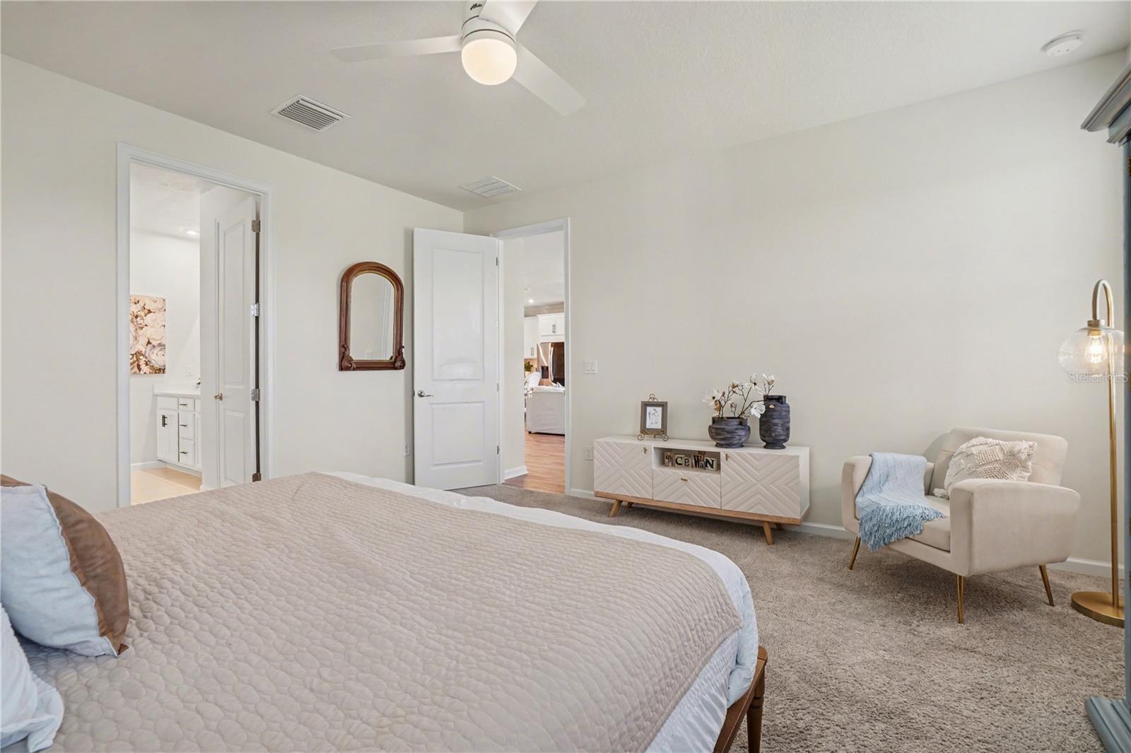 Single Family Residence at 18065 GRAND PROSPERITY DR, VENICE, photo 12 of 36