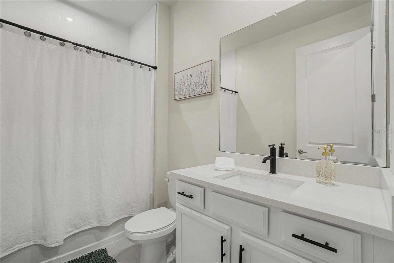 Single Family Residence at 18065 GRAND PROSPERITY DR, VENICE, photo 21 of 36