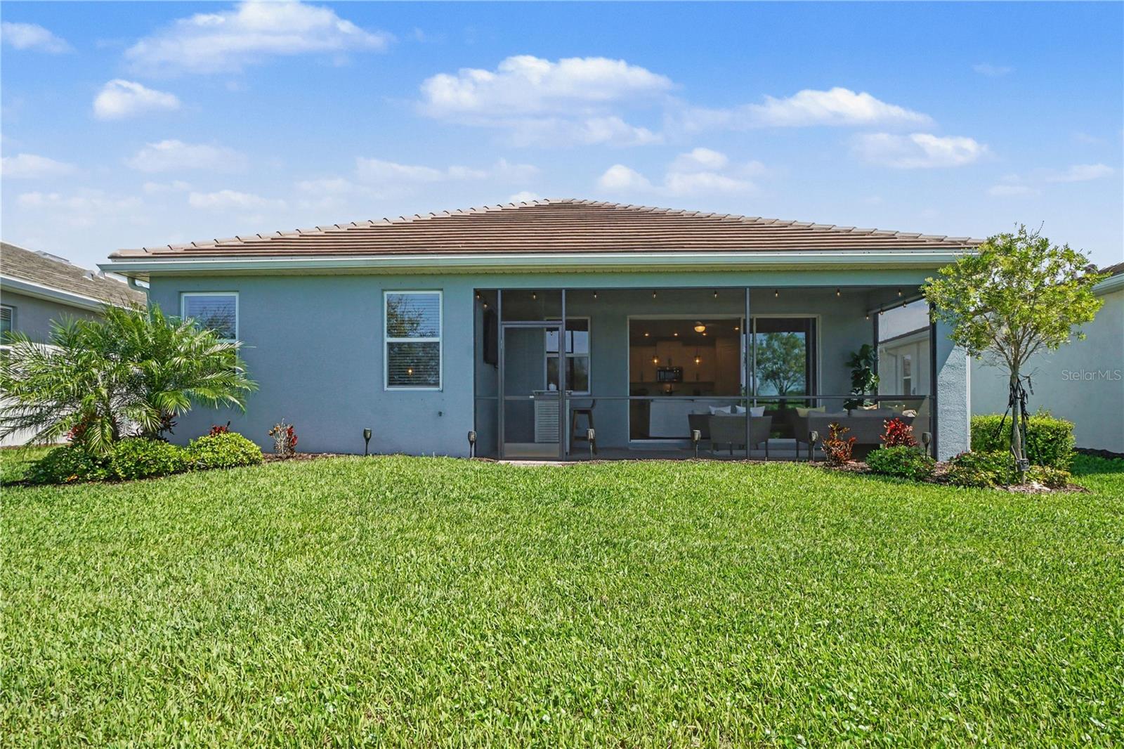 Single Family Residence at 18065 GRAND PROSPERITY DR, VENICE, photo 25 of 36