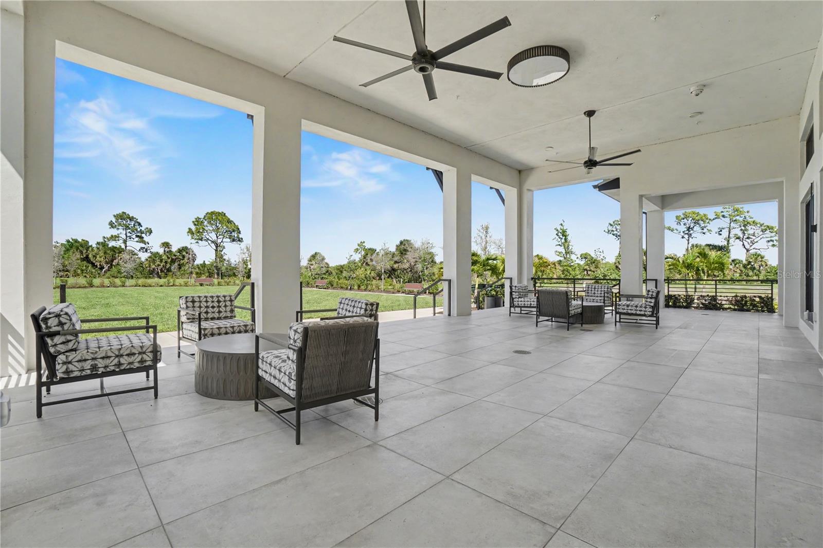 Single Family Residence at 18065 GRAND PROSPERITY DR, VENICE, photo 30 of 36