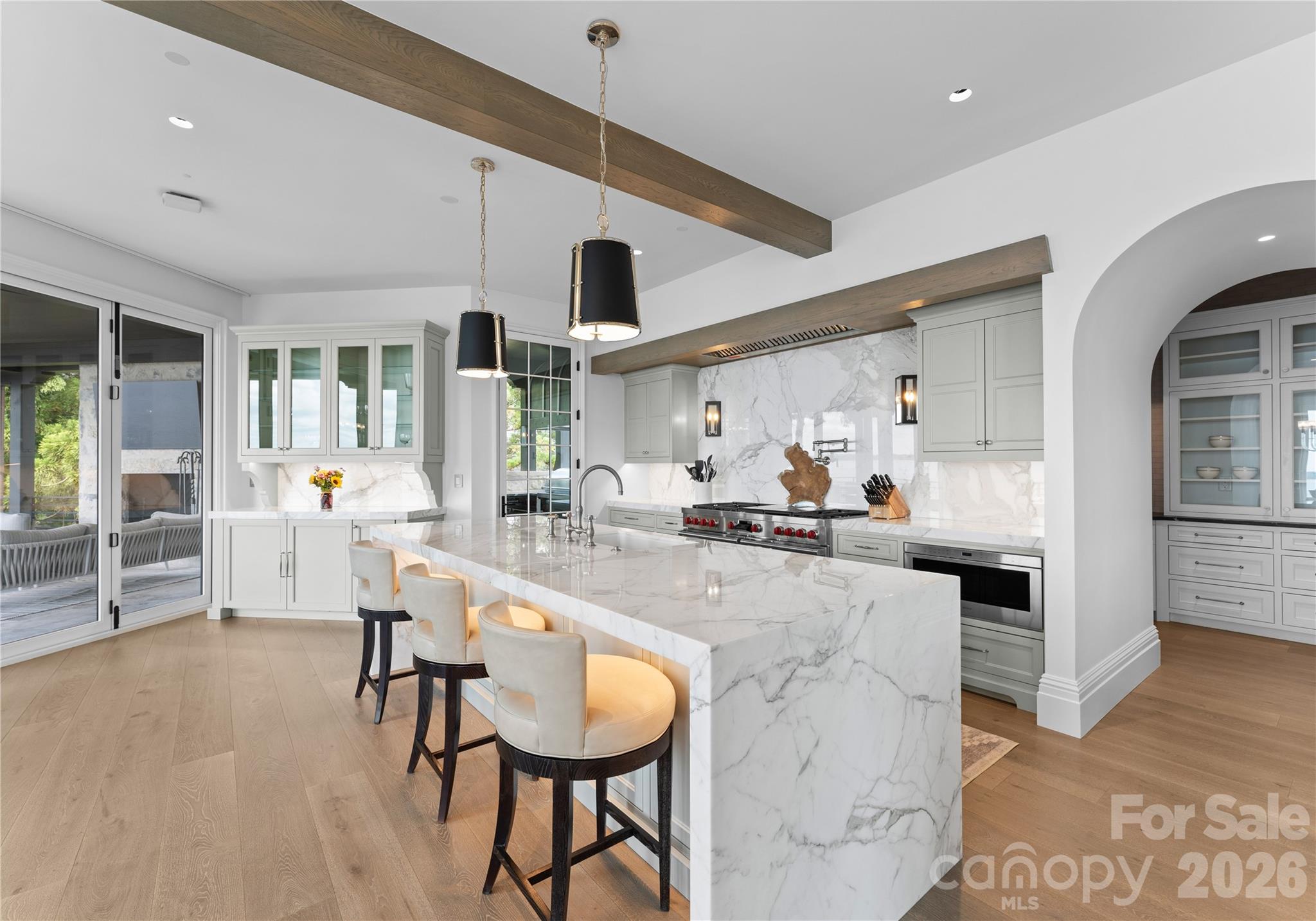 Single Family Residence at 19125 Peninsula Point Drive, Cornelius, photo 10 of 47