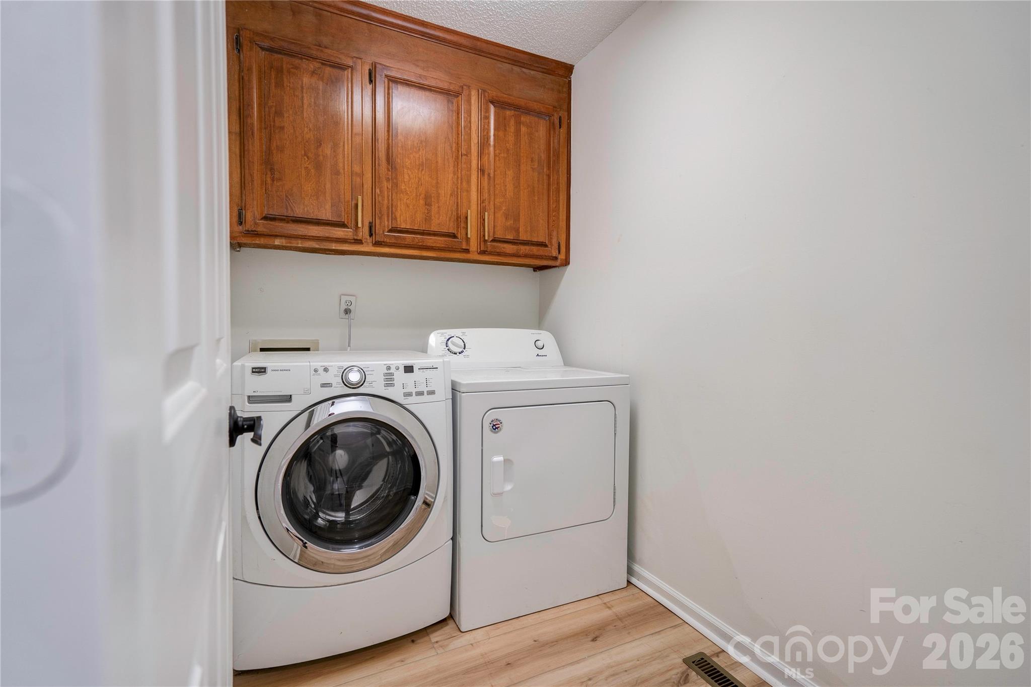 Laundry - 124 Gold Run Court, Kings Mountain