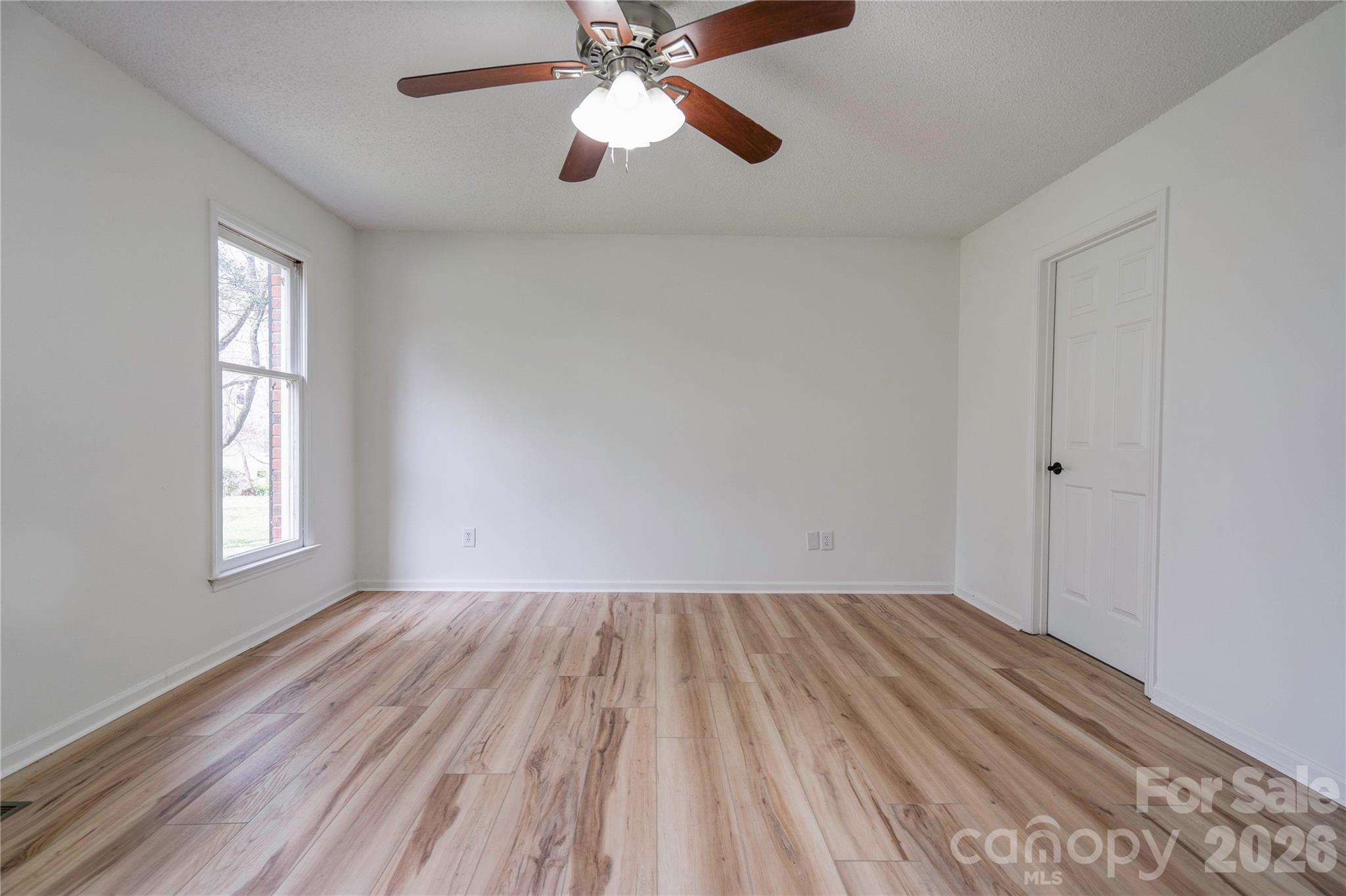 Primary Bedroom - 124 Gold Run Court, Kings Mountain