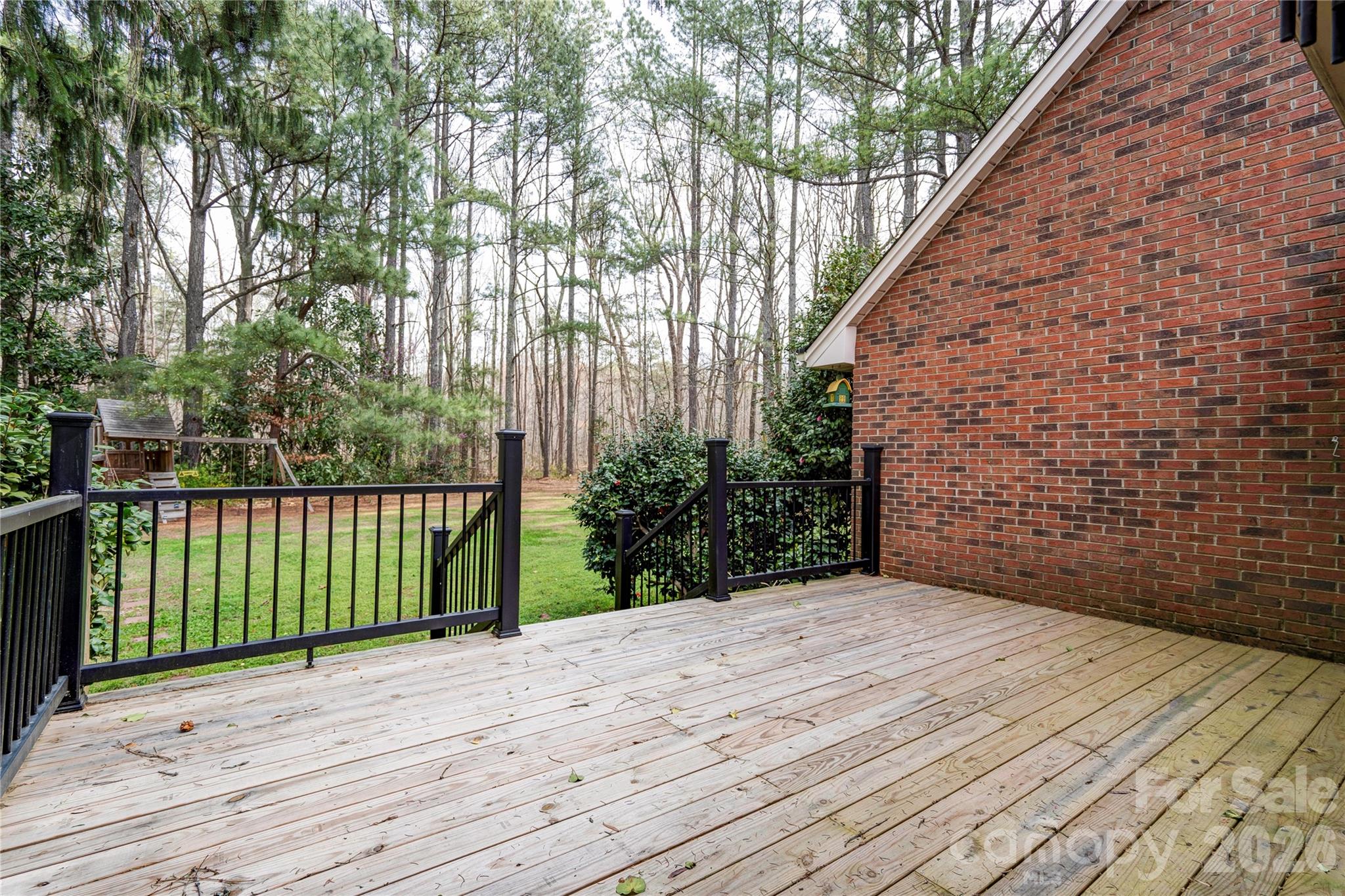Single Family Residence at 124 Gold Run Court, Kings Mountain, photo 38 of 40