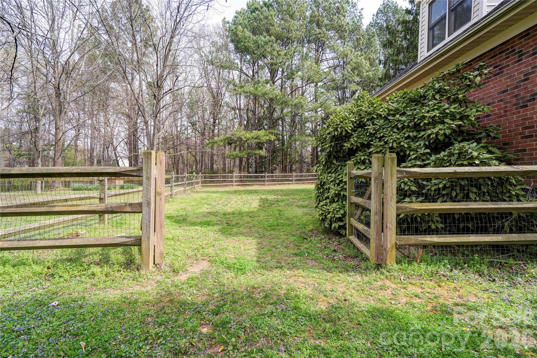 Single Family Residence at 124 Gold Run Court, Kings Mountain, photo 39 of 40