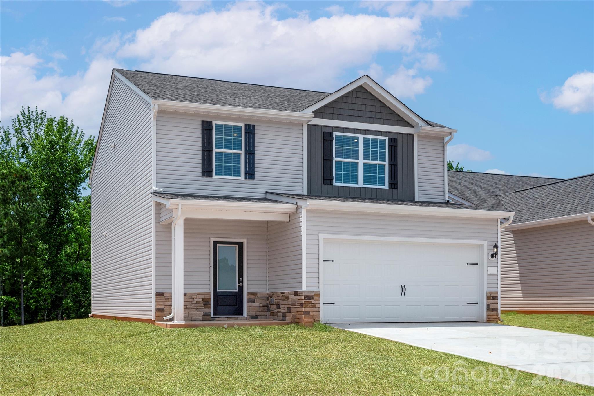 Single Family Residence at 3410 Robindale Drive, Winston Salem, photo 2 of 22