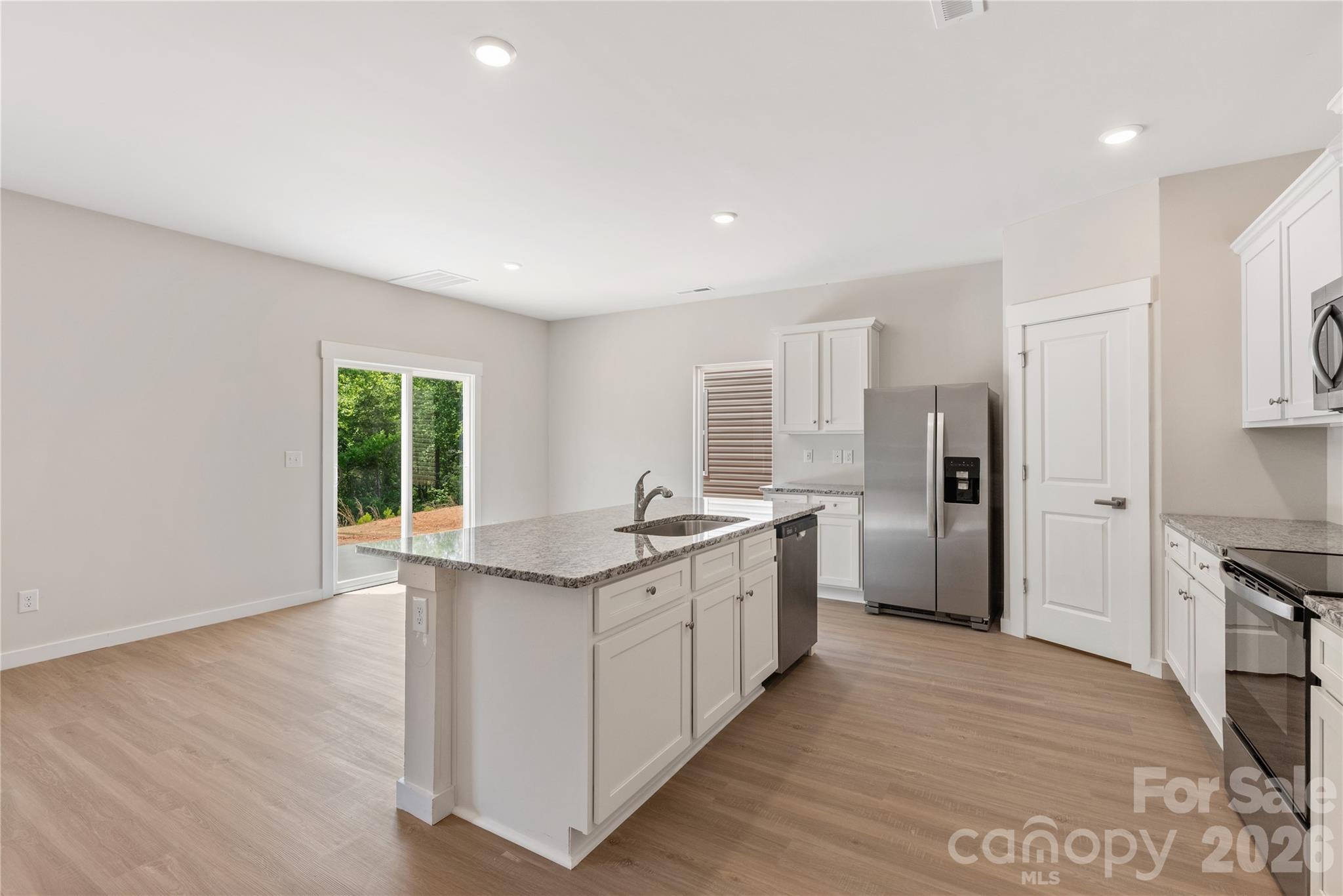 Single Family Residence at 3410 Robindale Drive, Winston Salem, photo 11 of 22