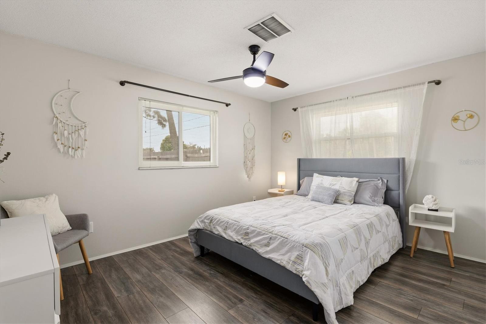 Single Family Residence at 3310 SIESTA DR, VENICE, photo 24 of 55