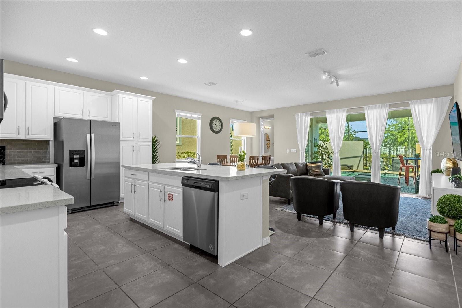 Townhouse at 1555 CAREY PALM CIR, KISSIMMEE, photo 11 of 54
