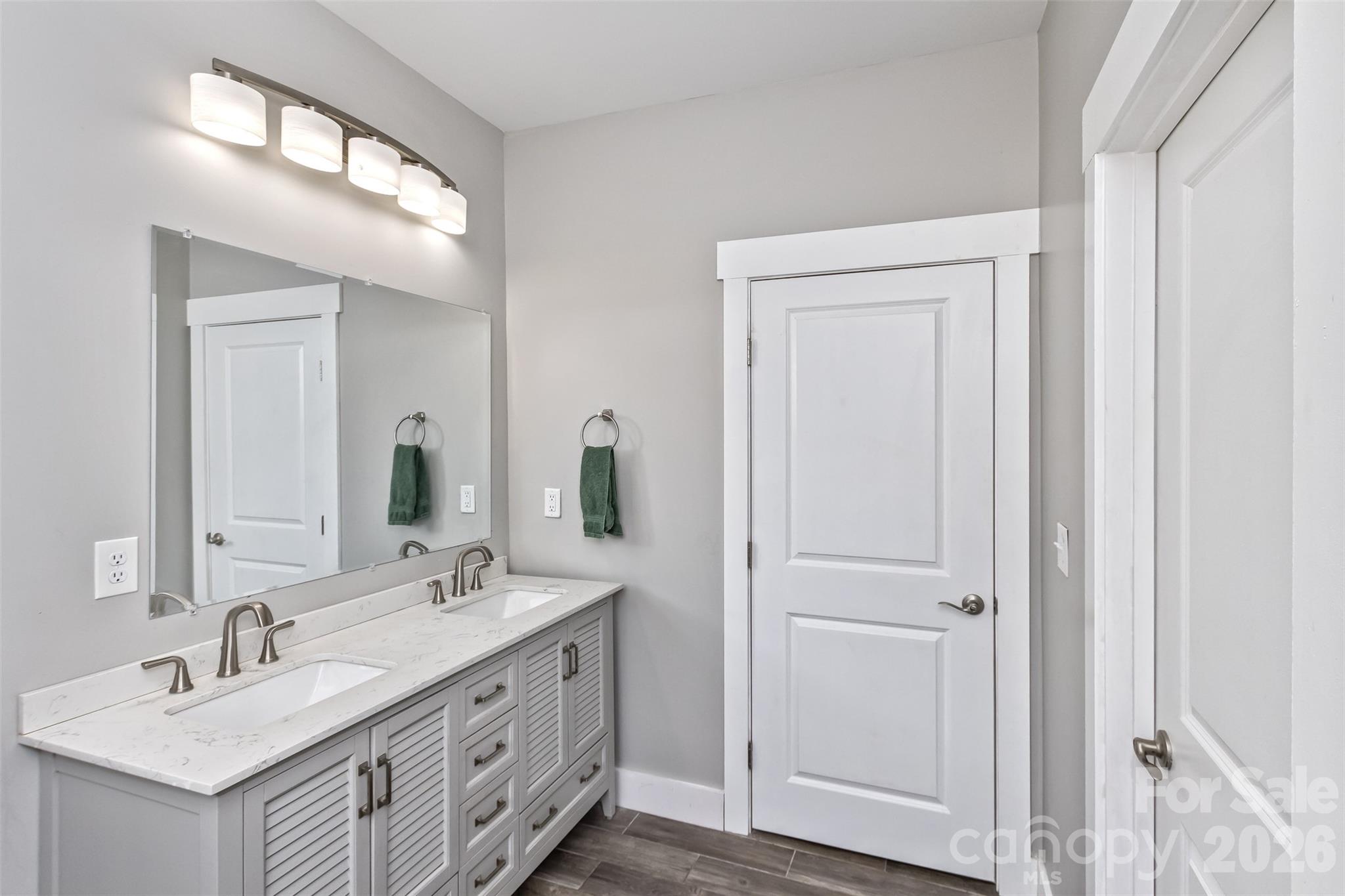 Master Bath - 46 Carden Drive, Weaverville