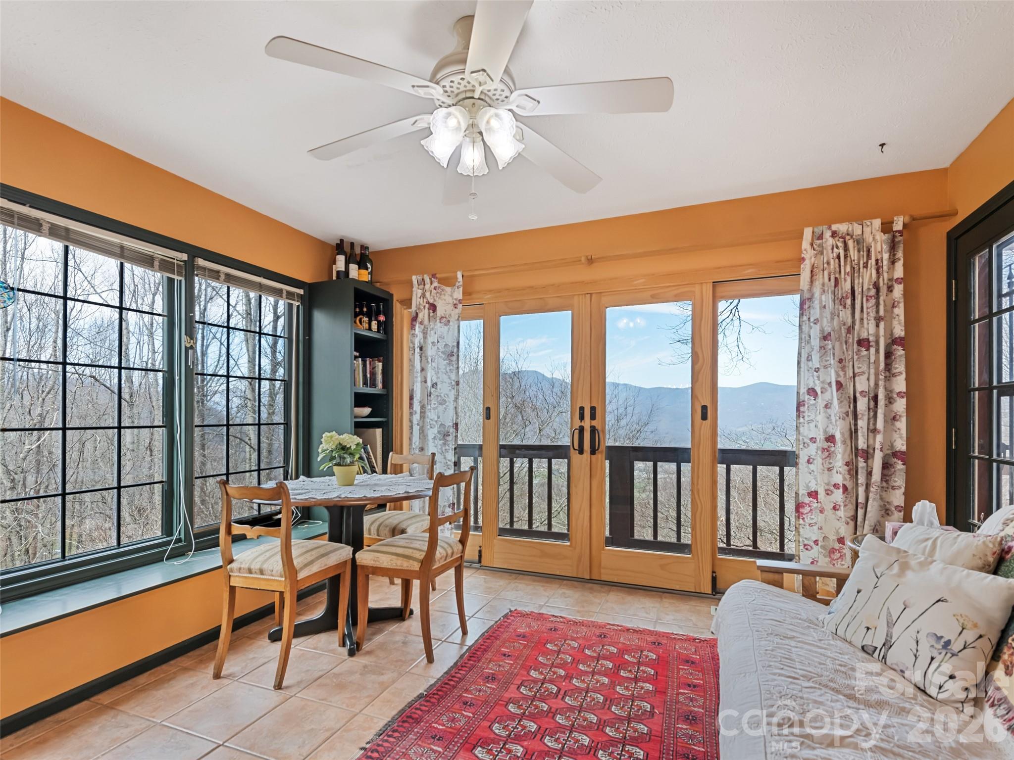 Single Family Residence at 415 Treetop Lane, Waynesville, photo 17 of 47