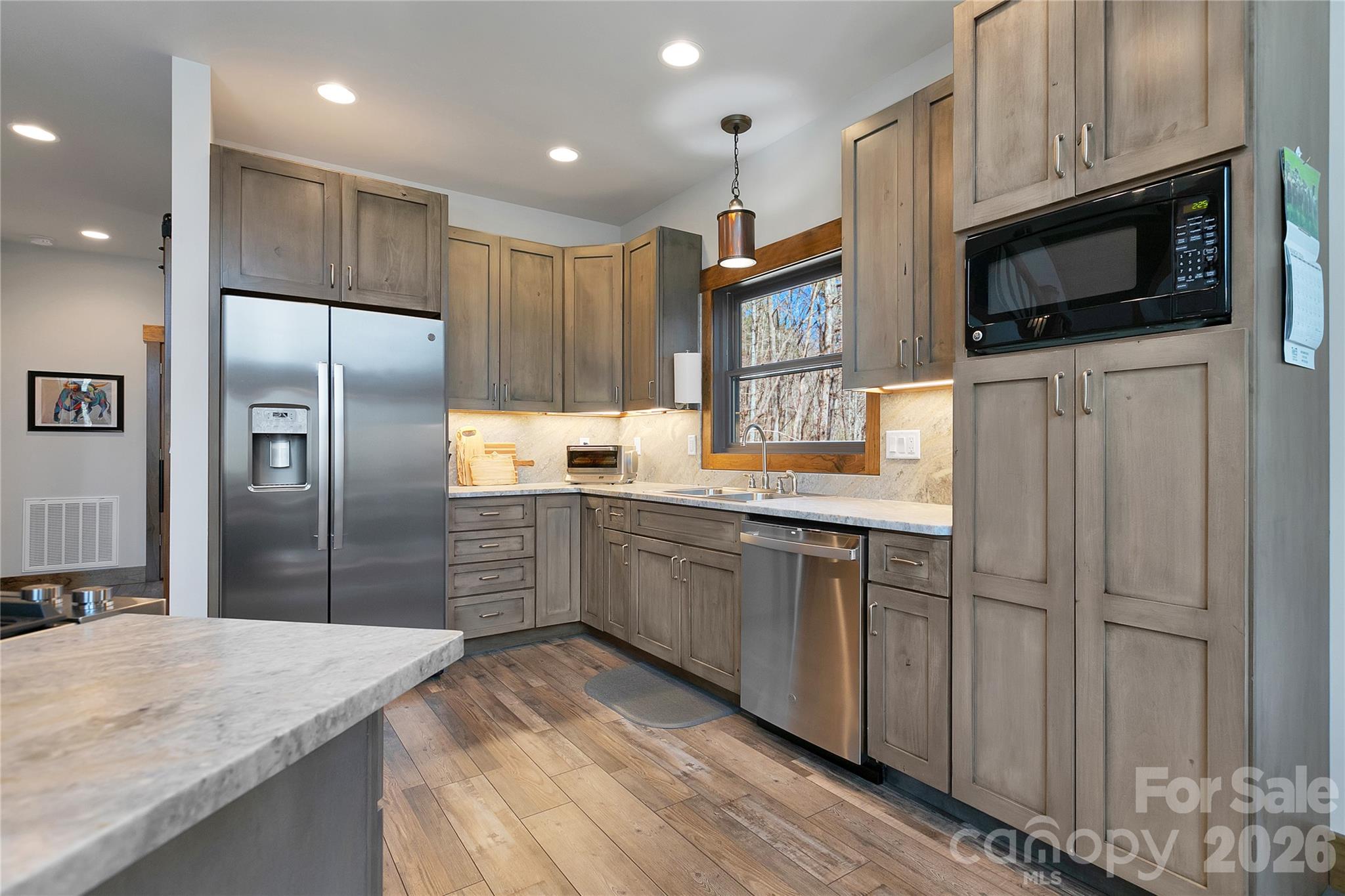 Single Family Residence at 70 Unvdatlvi Court, Brevard, photo 15 of 40