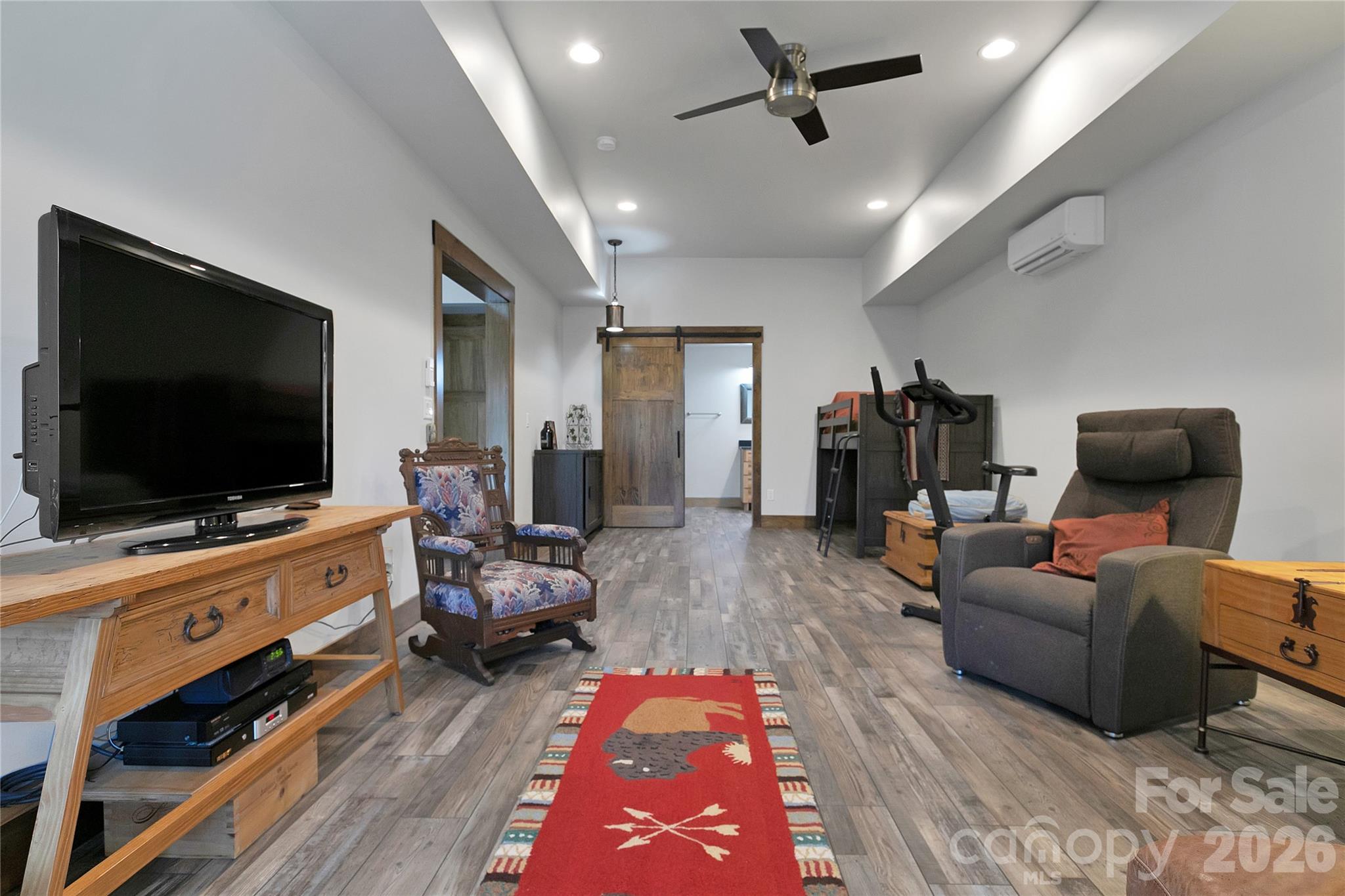 Lower level Living area/Bedroom - 70 Unvdatlvi Court, Brevard
