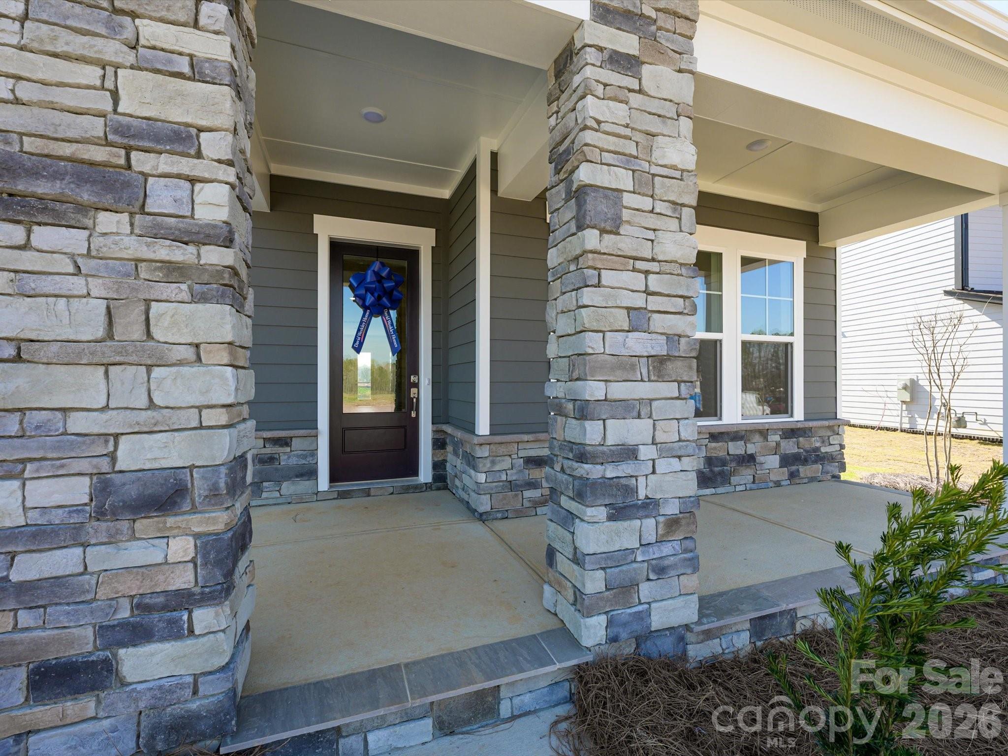 Spacious Front Porch - 356 Portree Street, Rock Hill