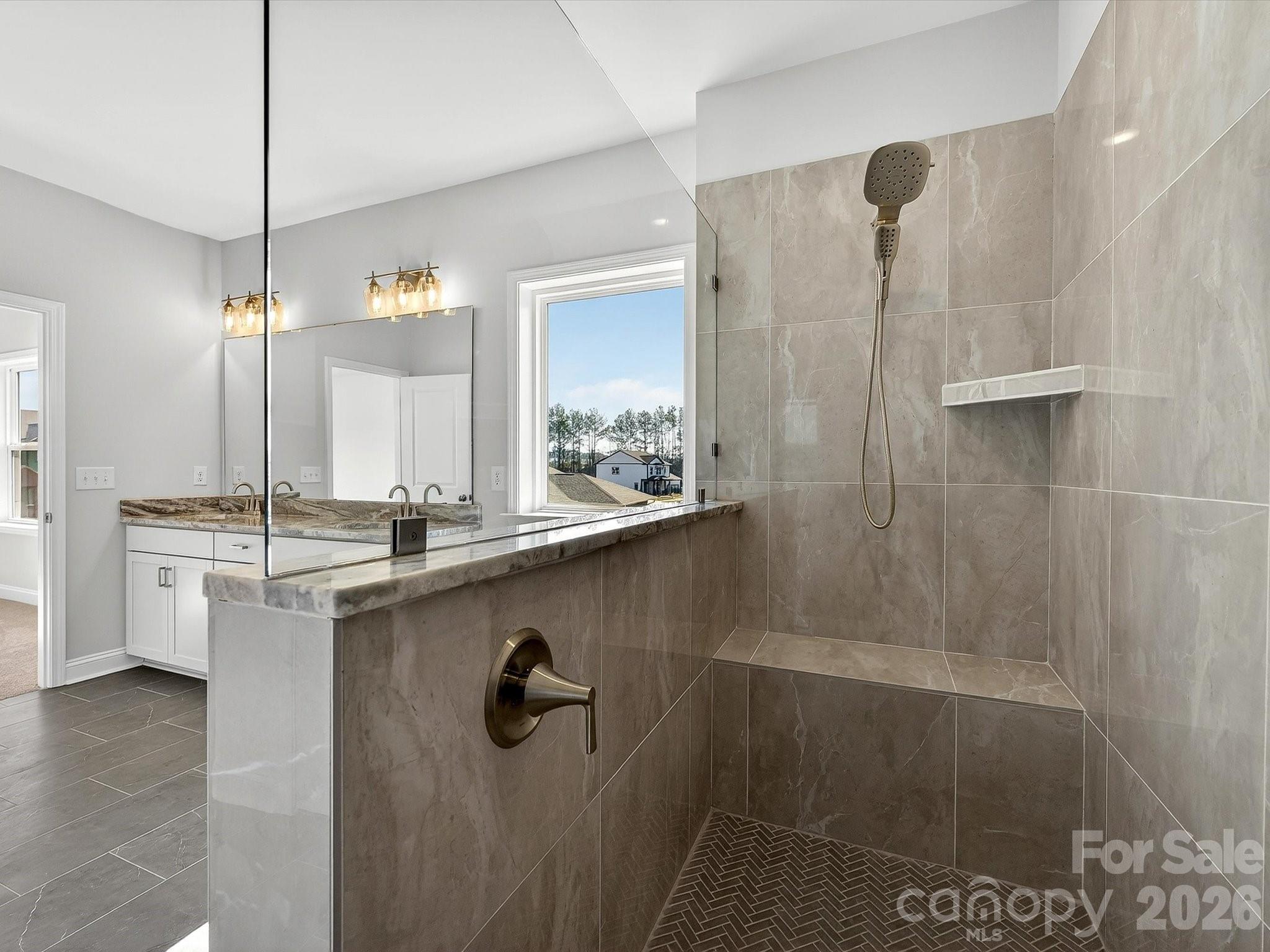 Super Shower - 356 Portree Street, Rock Hill