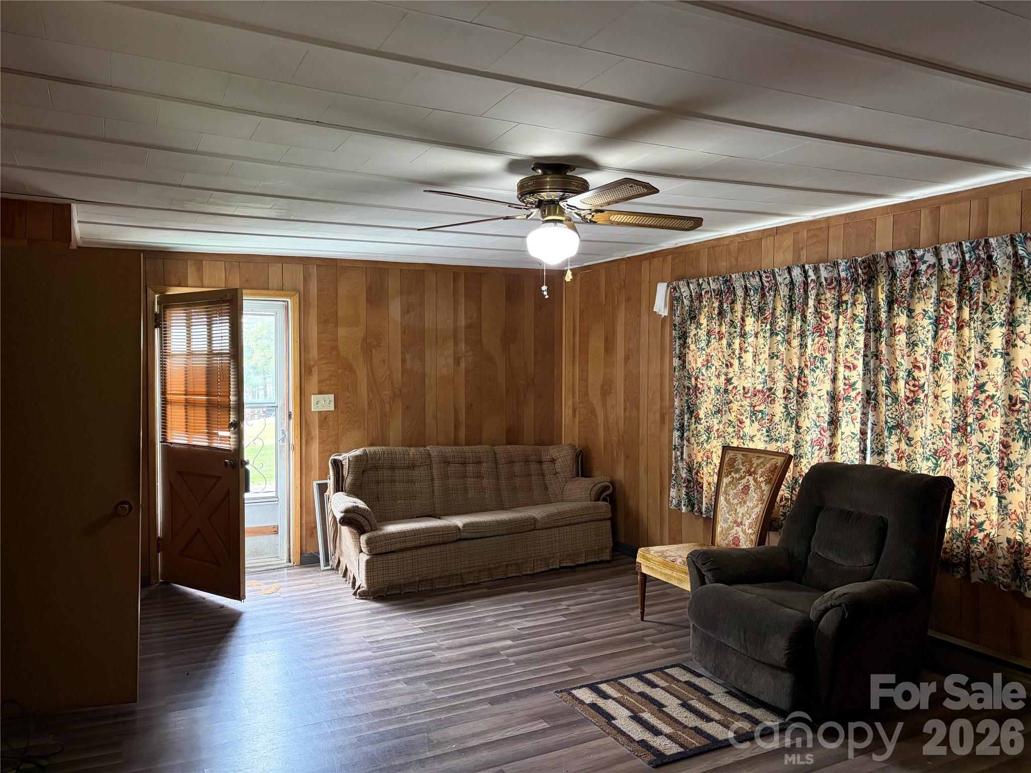 Single Family Residence at 72 Alexander Road, Weaverville, photo 5 of 17